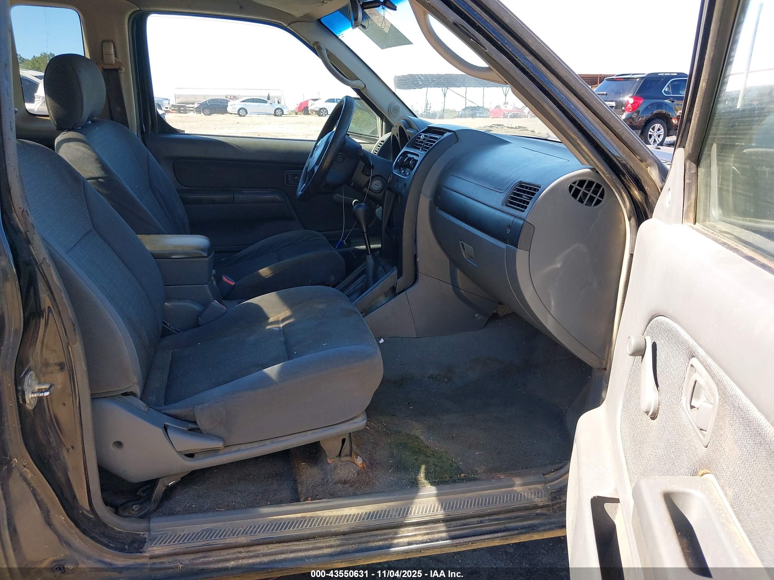 NISSAN FRONTIER image 5
