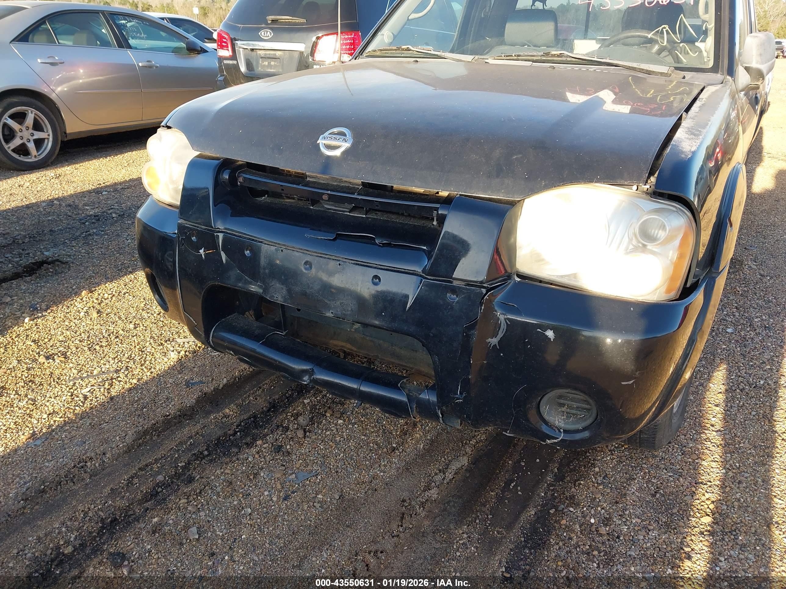 NISSAN FRONTIER image 6