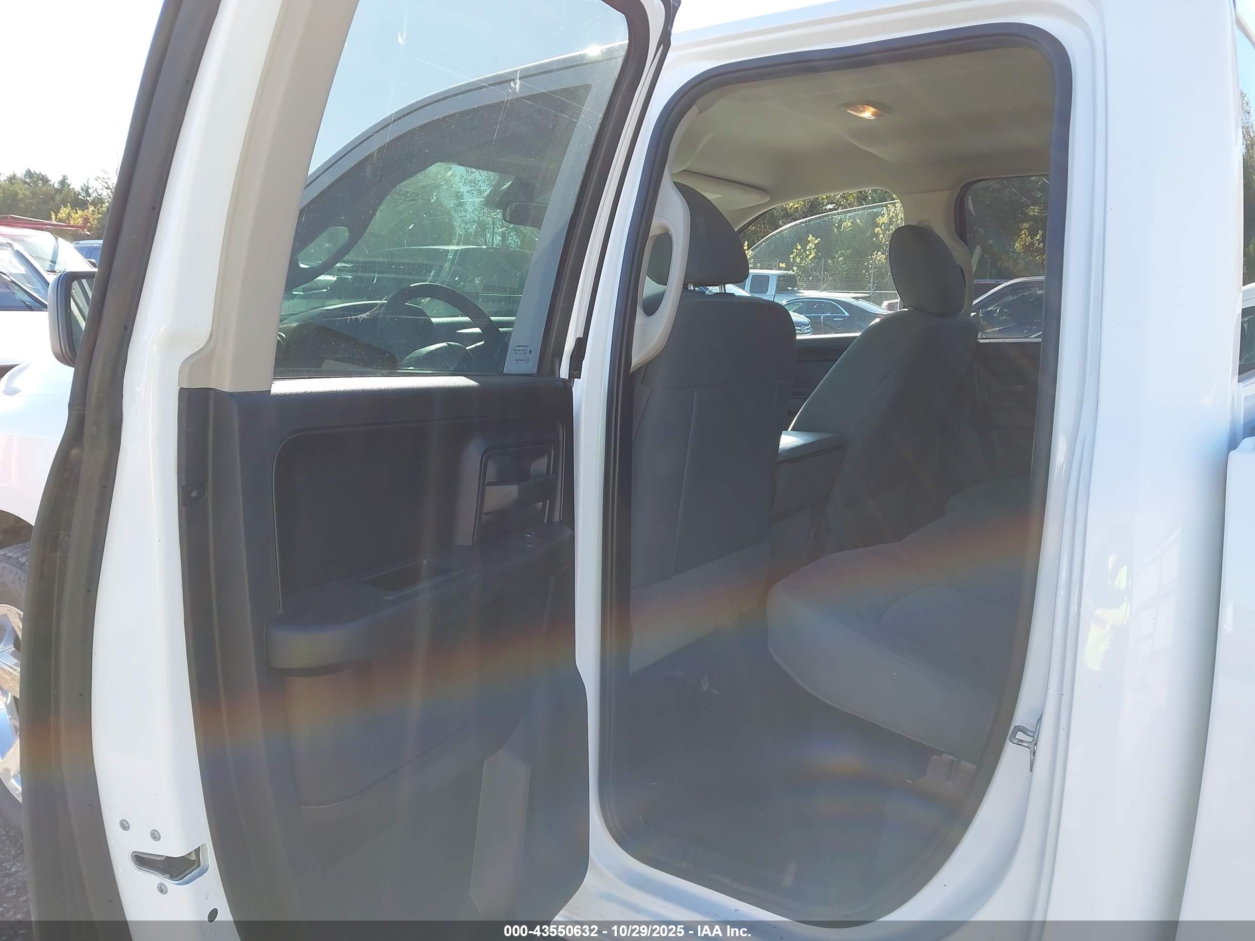 RAM 1500 image 8