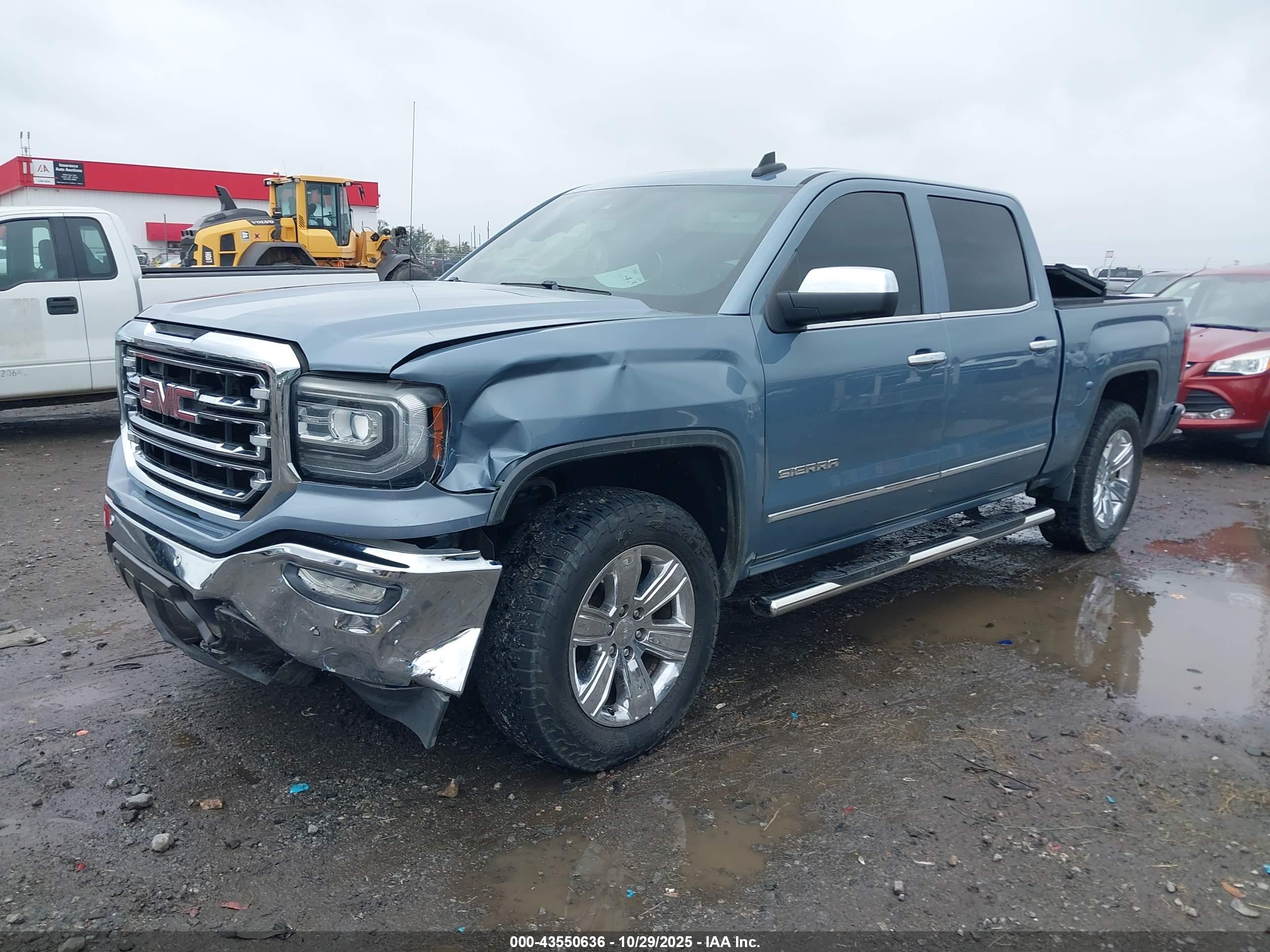 GMC SIERRA image 2