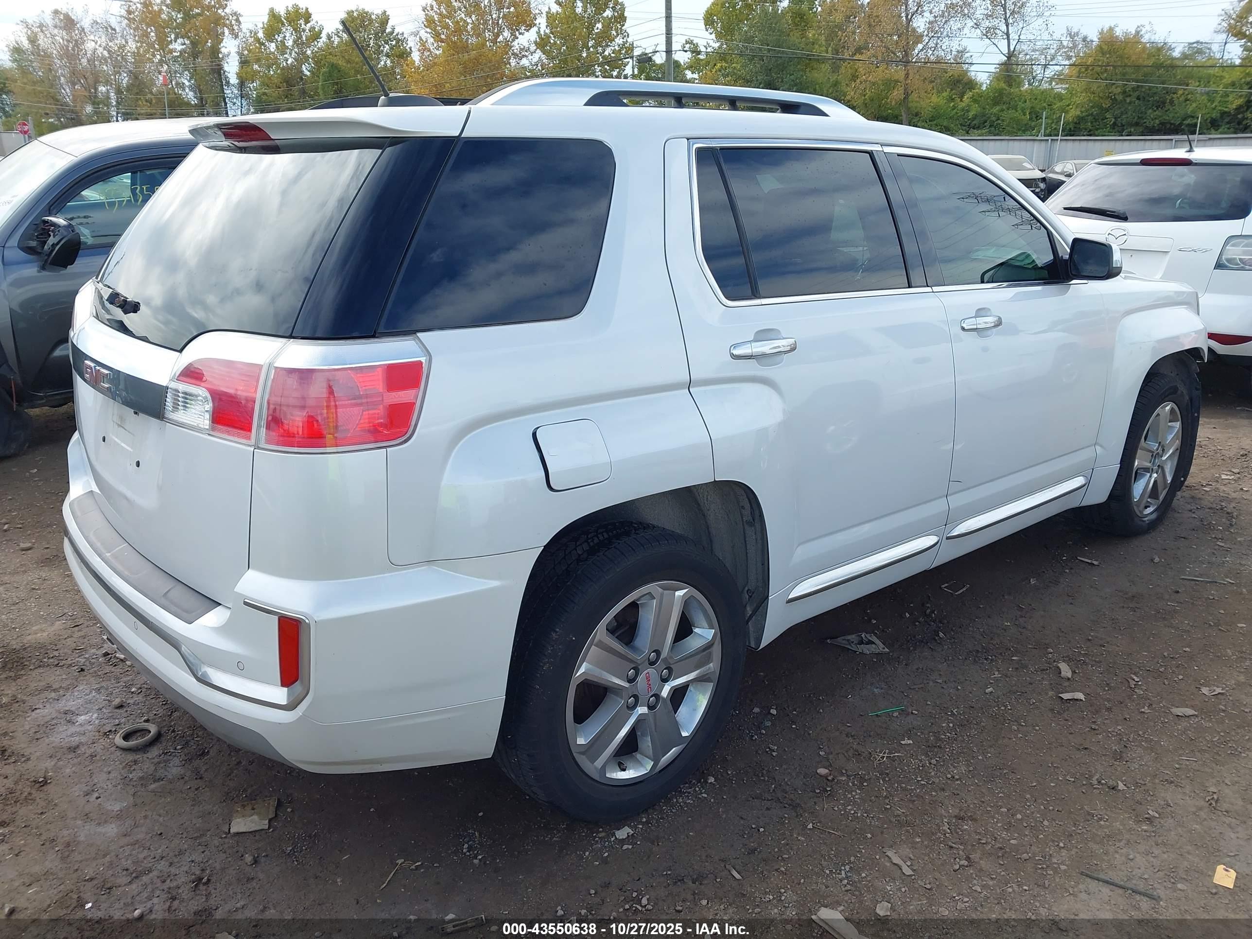 GMC TERRAIN image 4