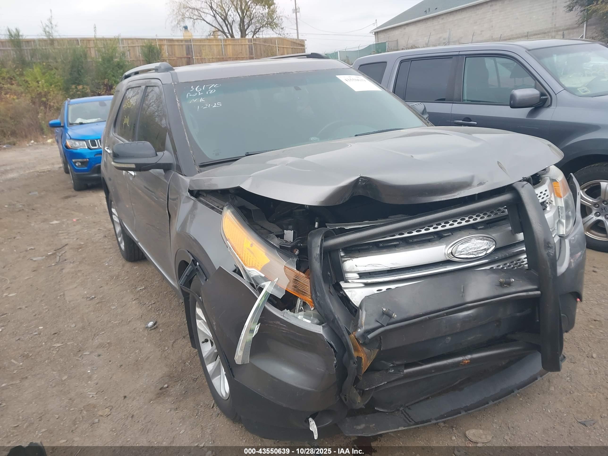 FORD EXPLORER image 6