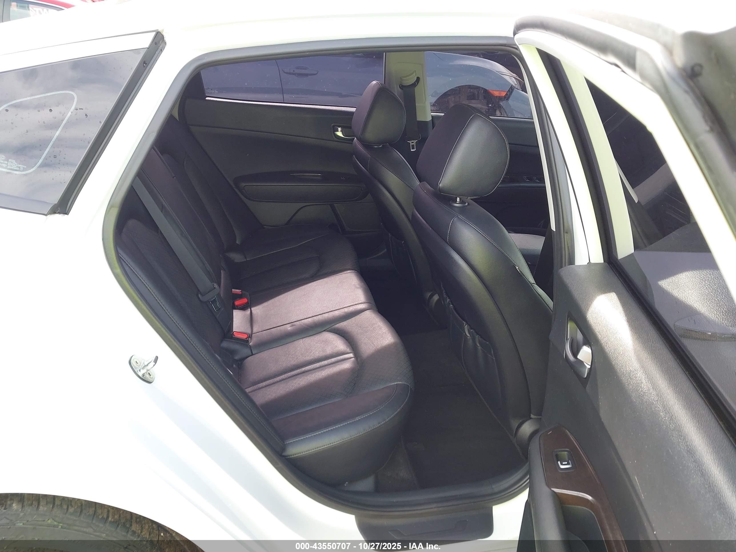 KIA OPTIMA image 8