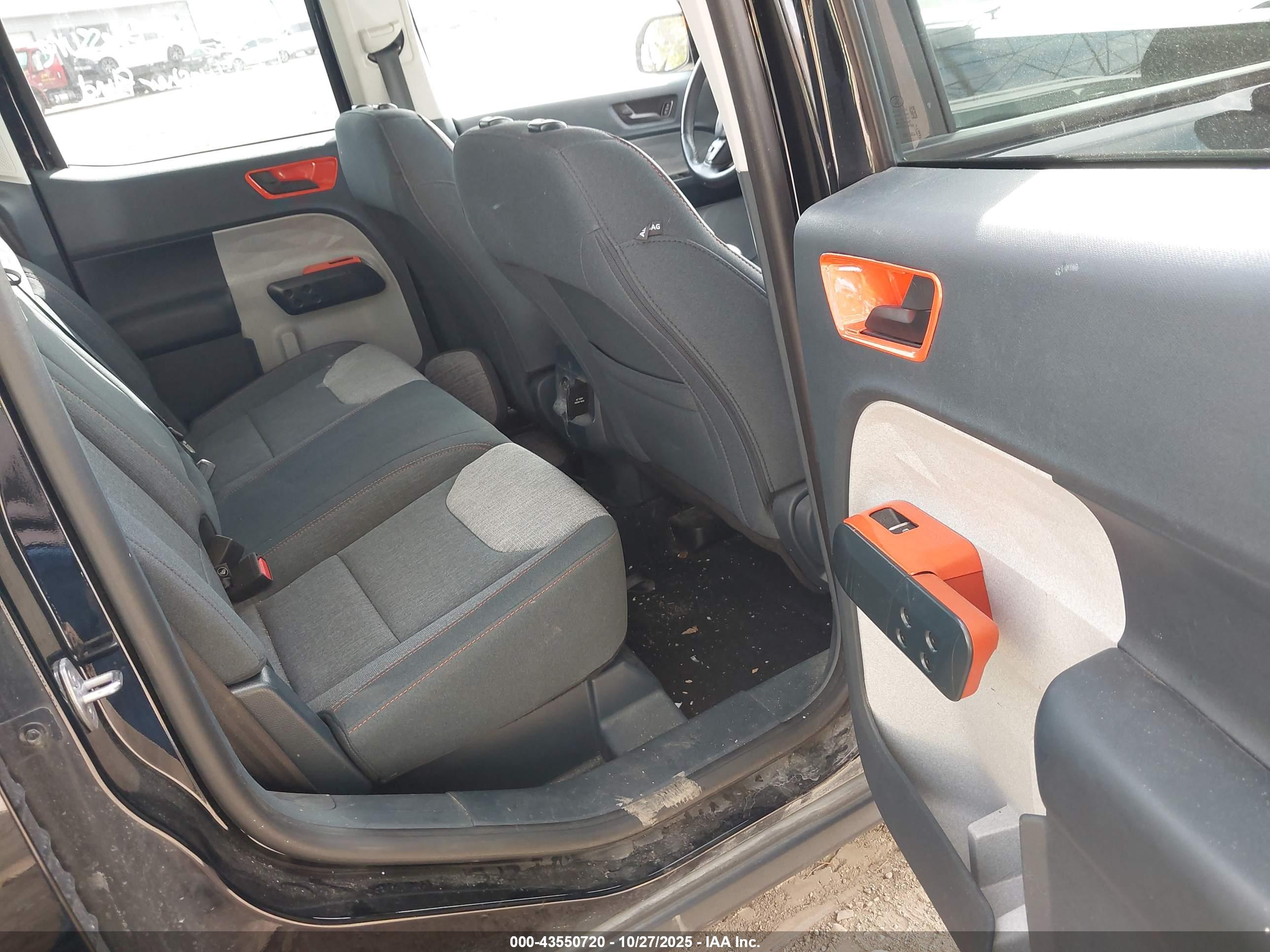 FORD MAVERICK image 8