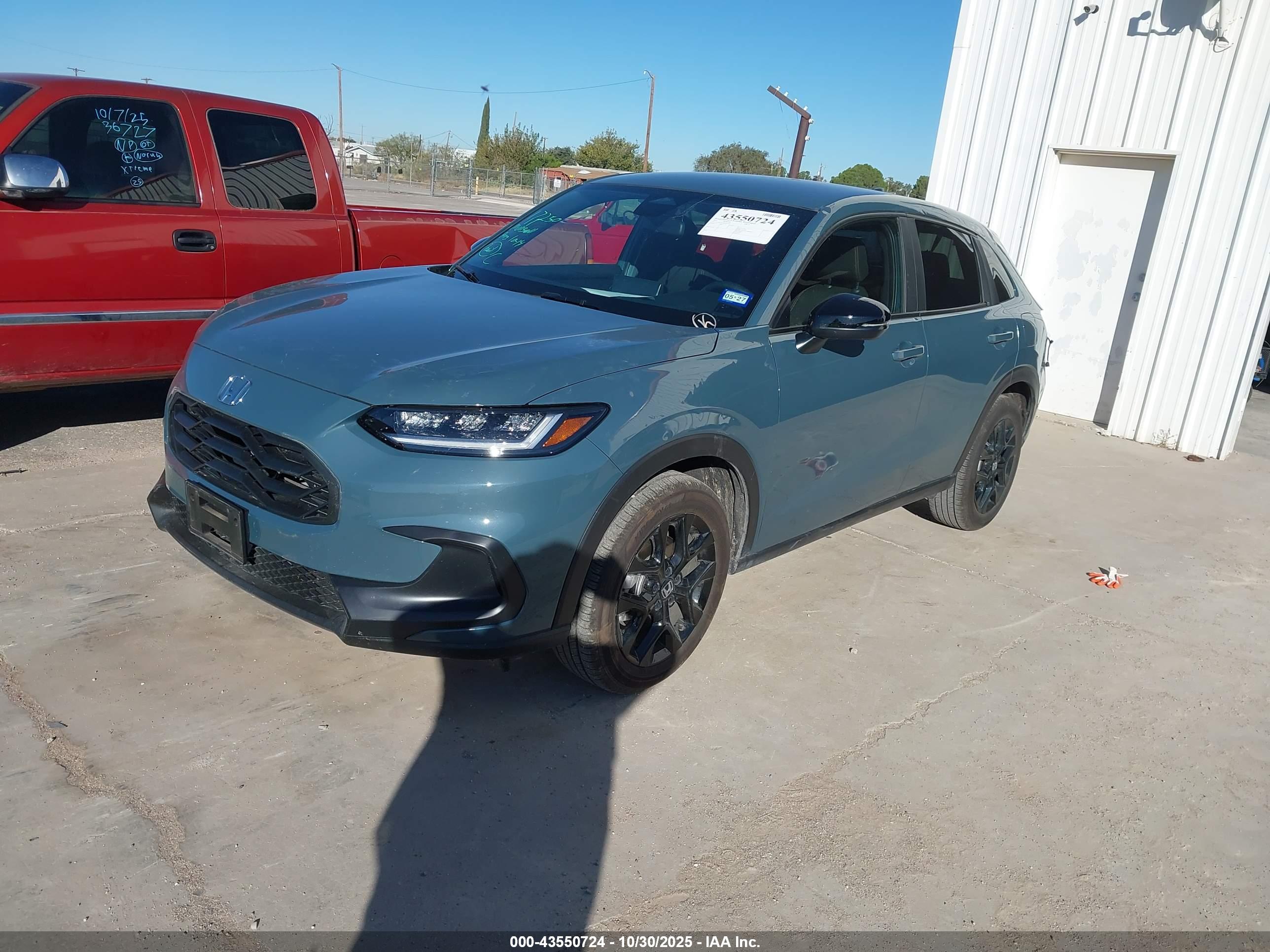 HONDA HR-V image 2