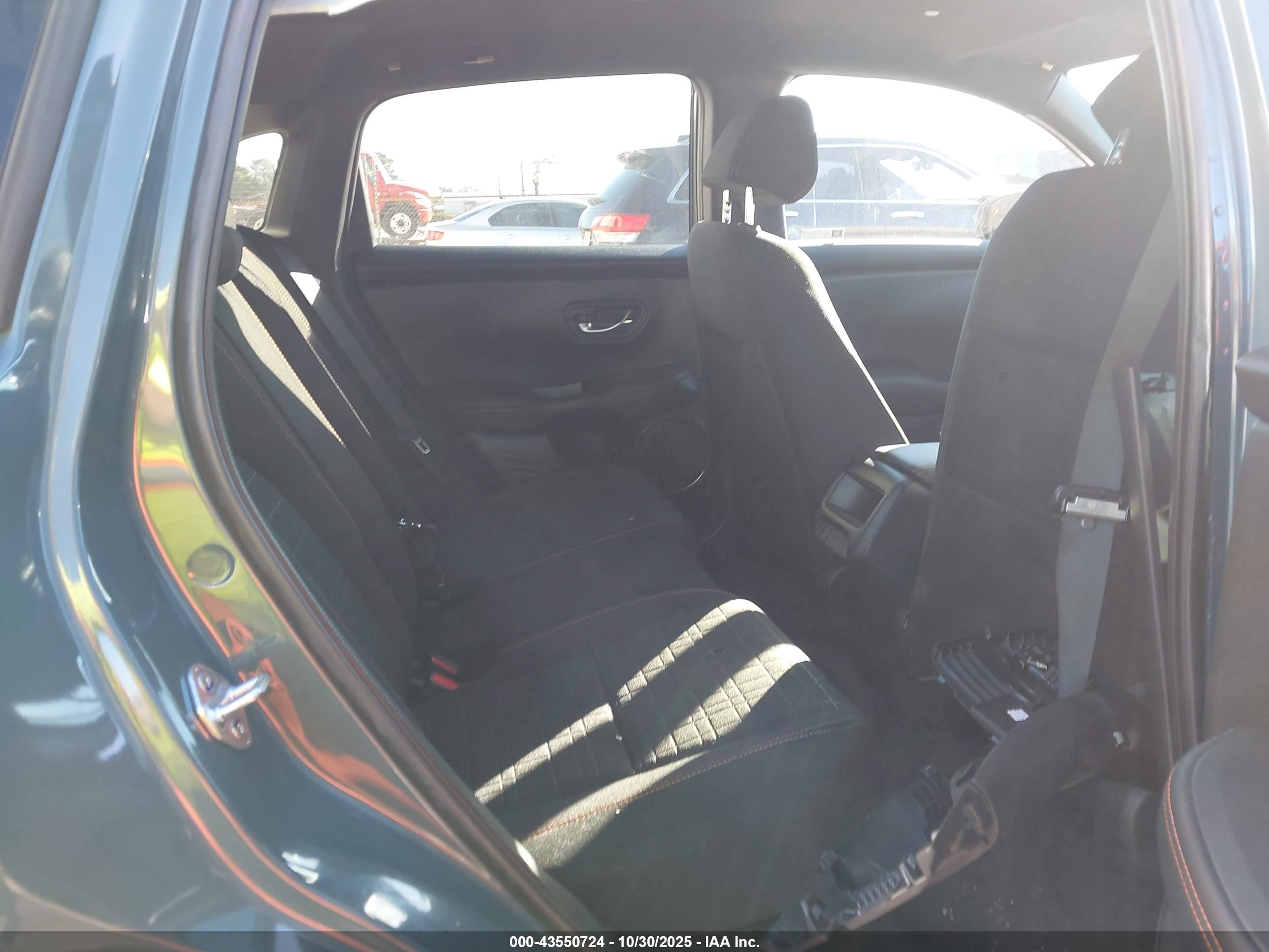 HONDA HR-V image 8