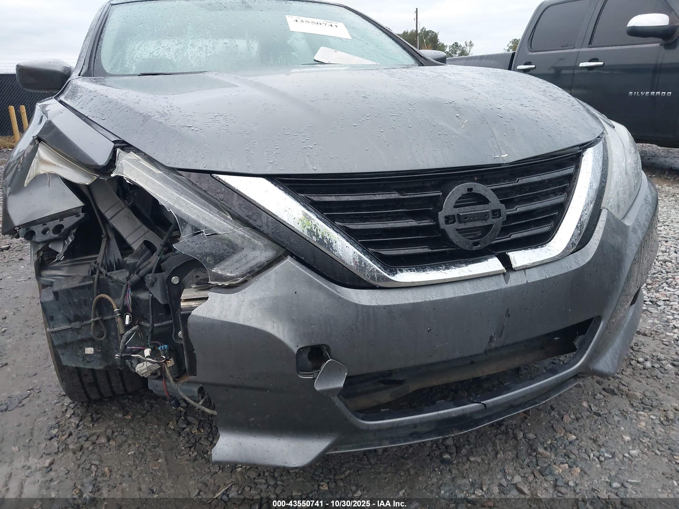 NISSAN ALTIMA image 6