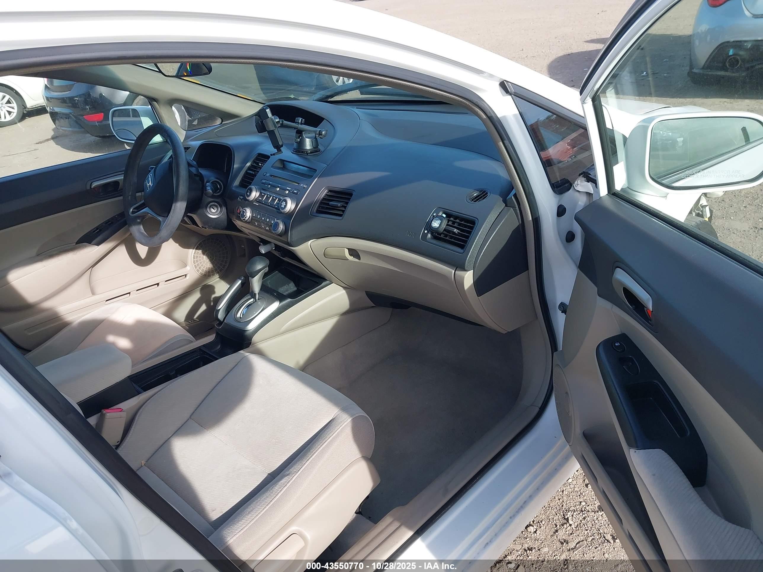 HONDA CIVIC image 5
