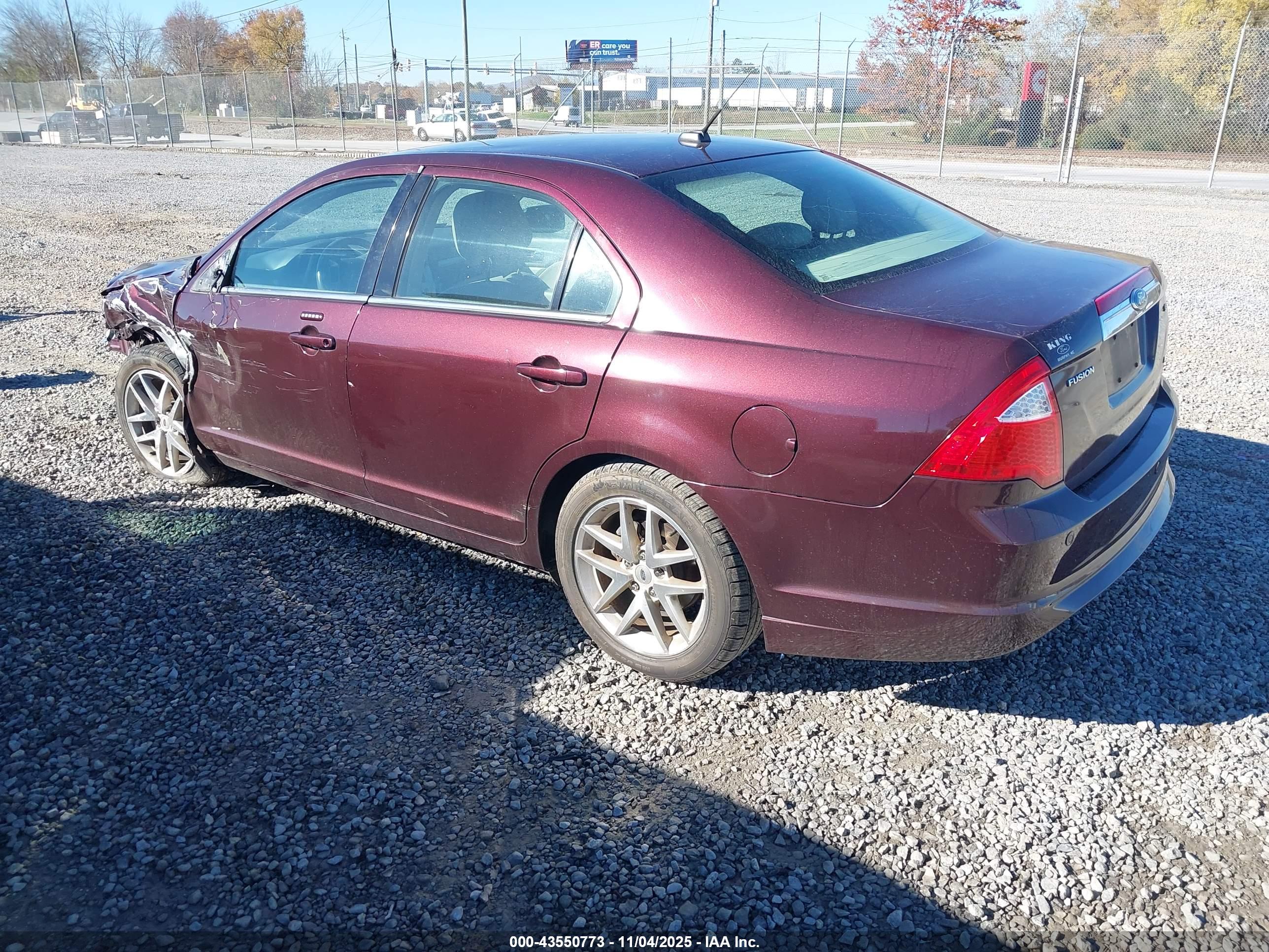 FORD FUSION image 3