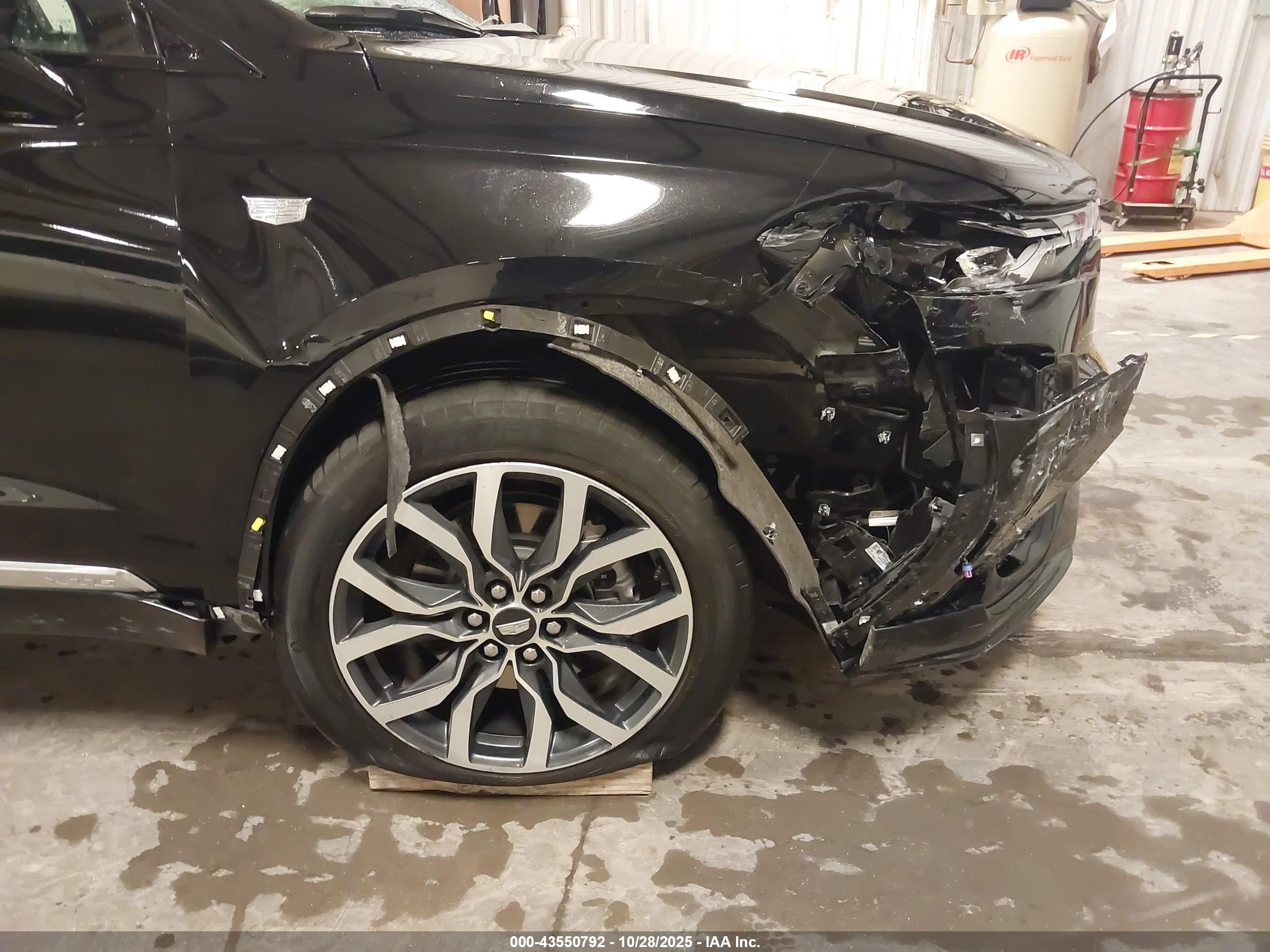 CADILLAC XT6 image 6