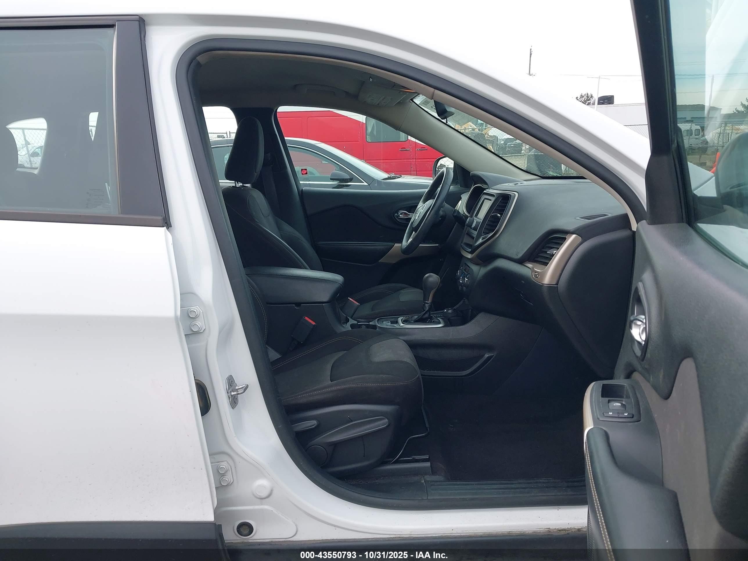 JEEP CHEROKEE image 5