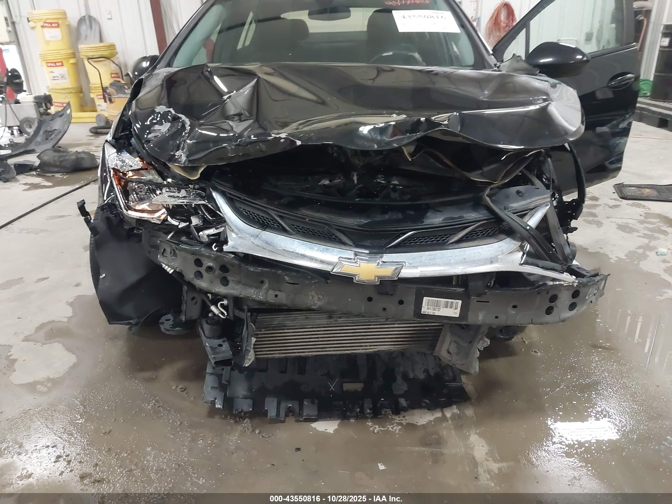CHEVROLET CRUZE image 6