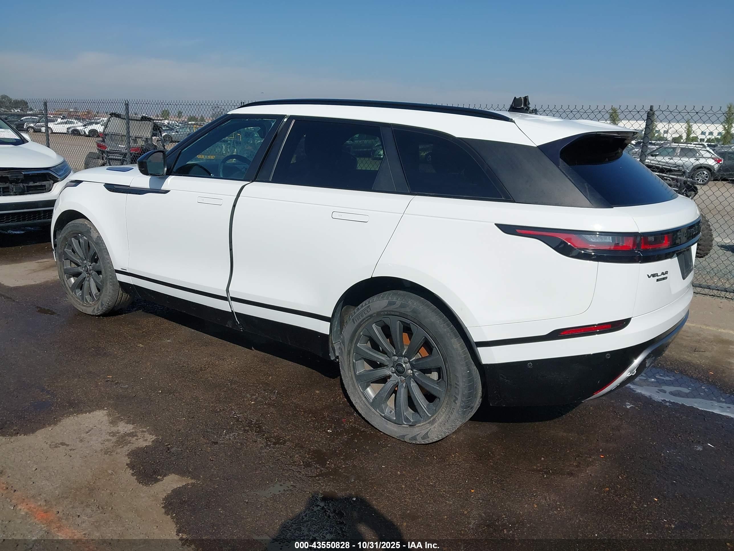 LAND ROVER image 3