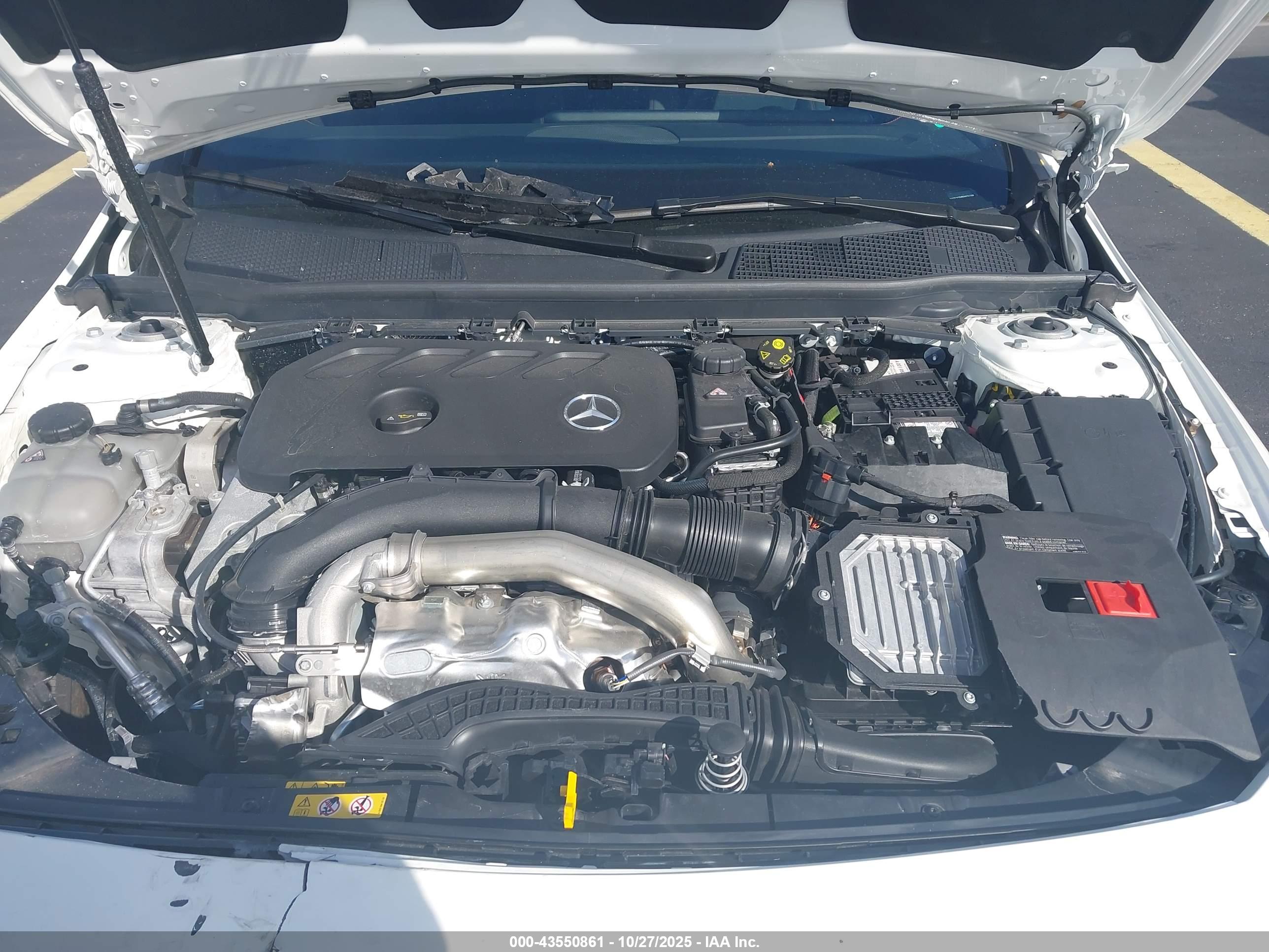 MERCEDES-BENZ CLA image 10