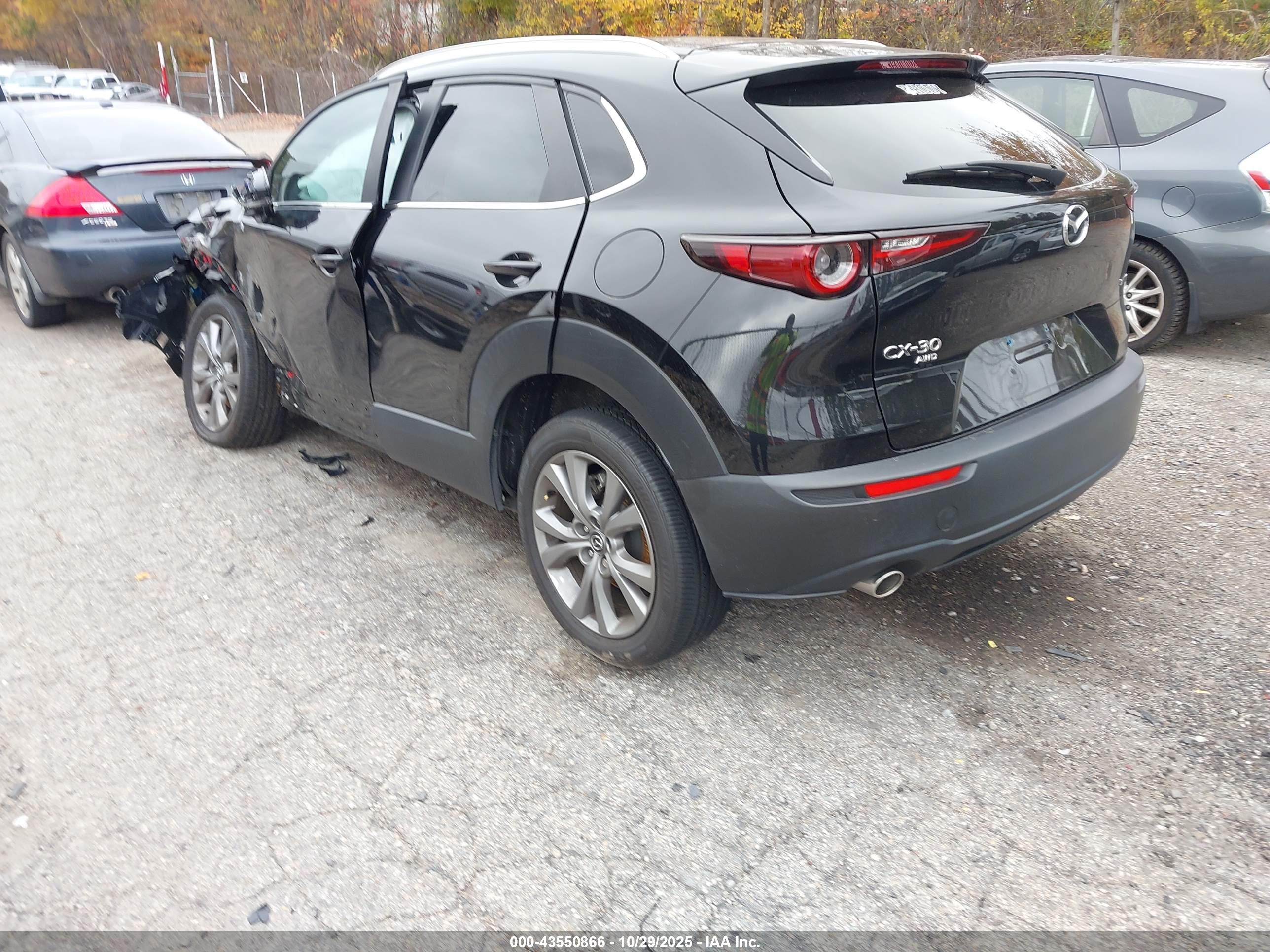 MAZDA CX-30 image 3
