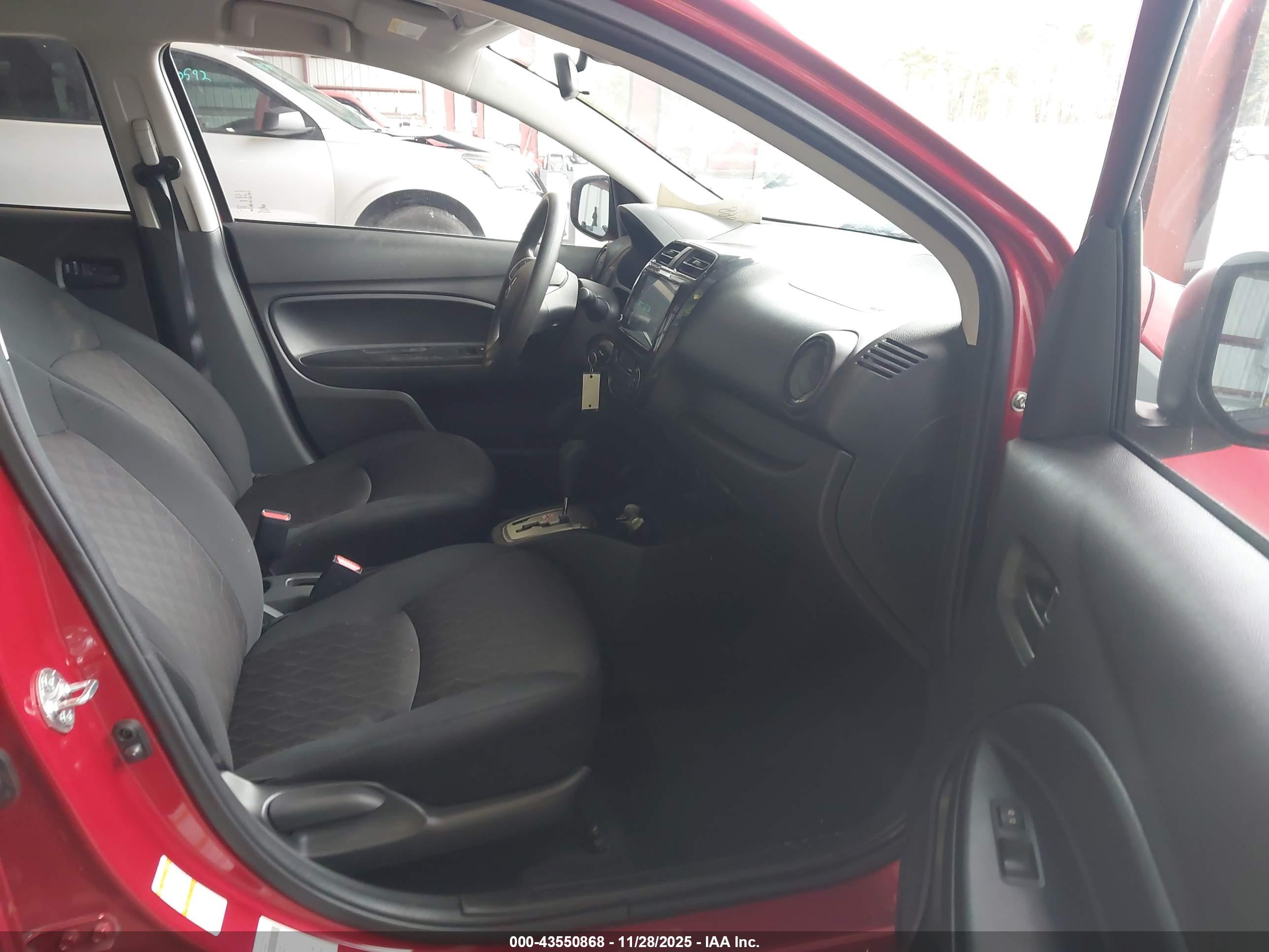 MITSUBISHI MIRAGE image 5