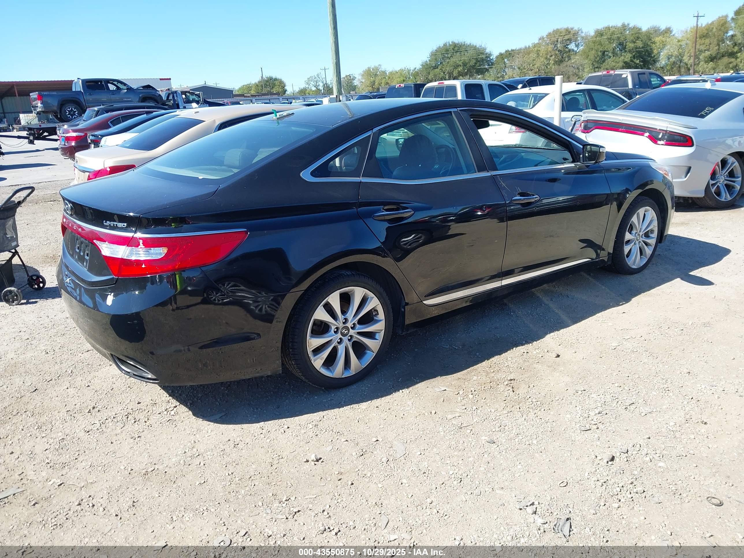 HYUNDAI AZERA image 4