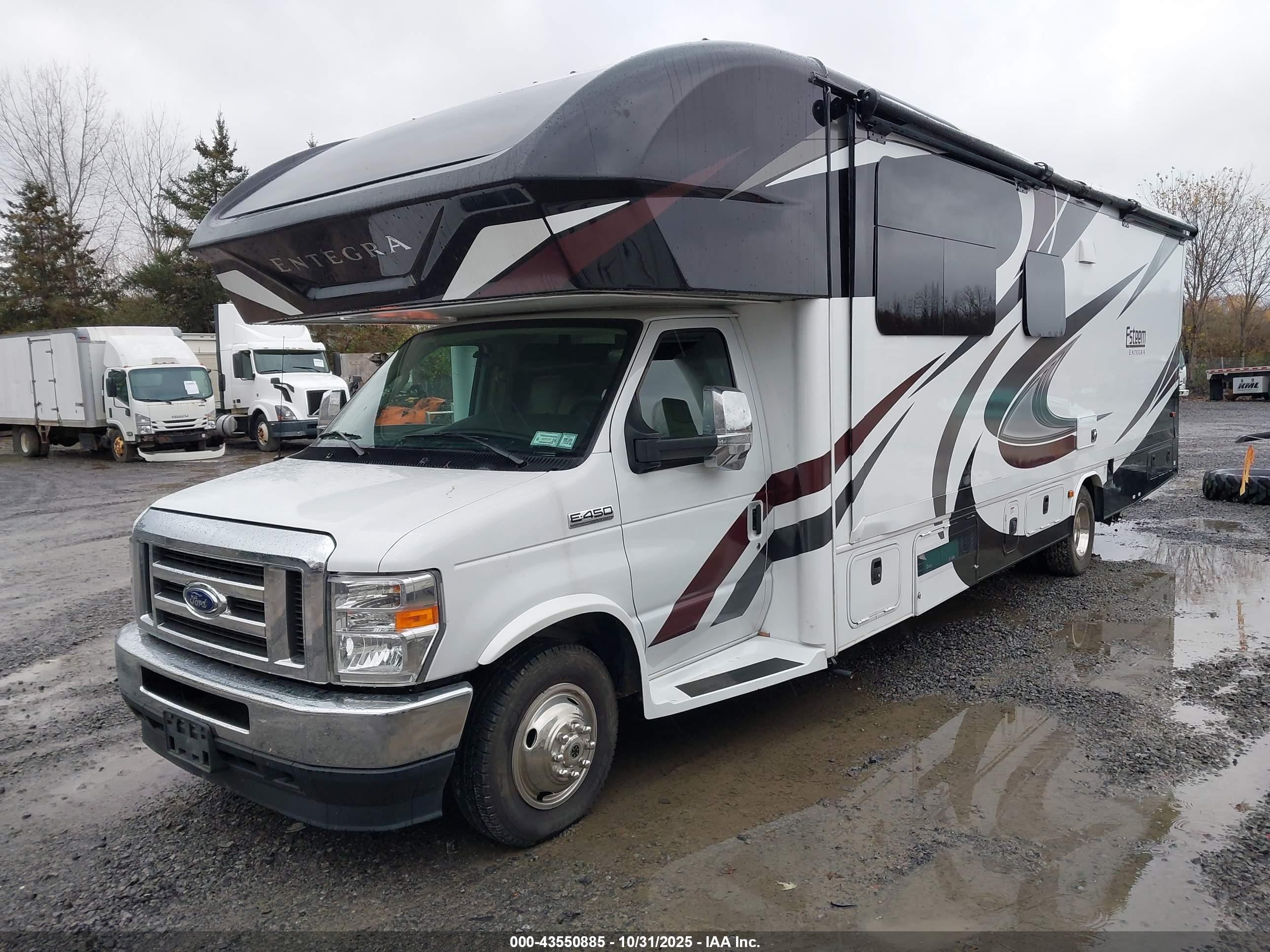 FORD E-450 image 2