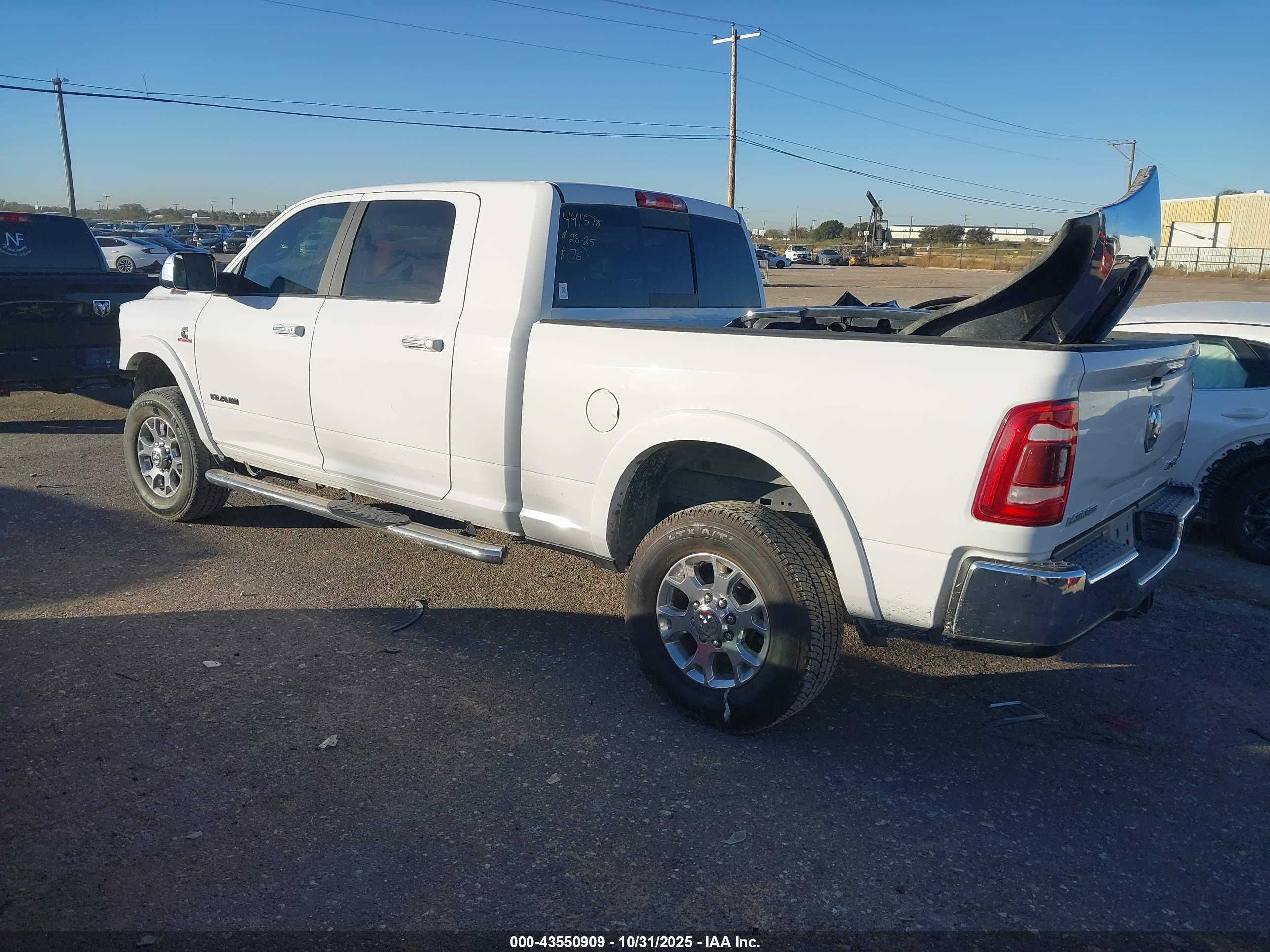 RAM 2500 image 3