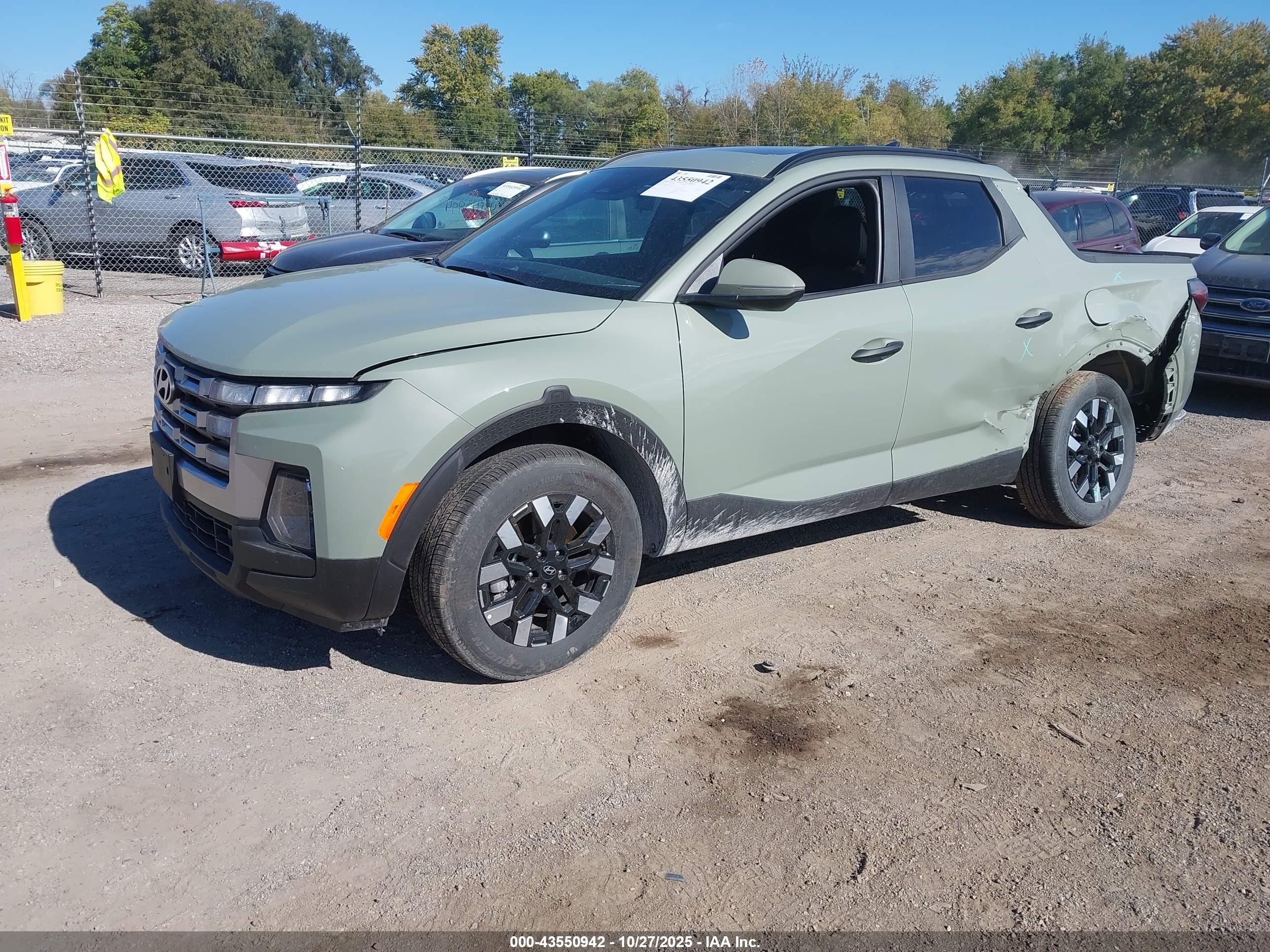HYUNDAI SANTA image 2