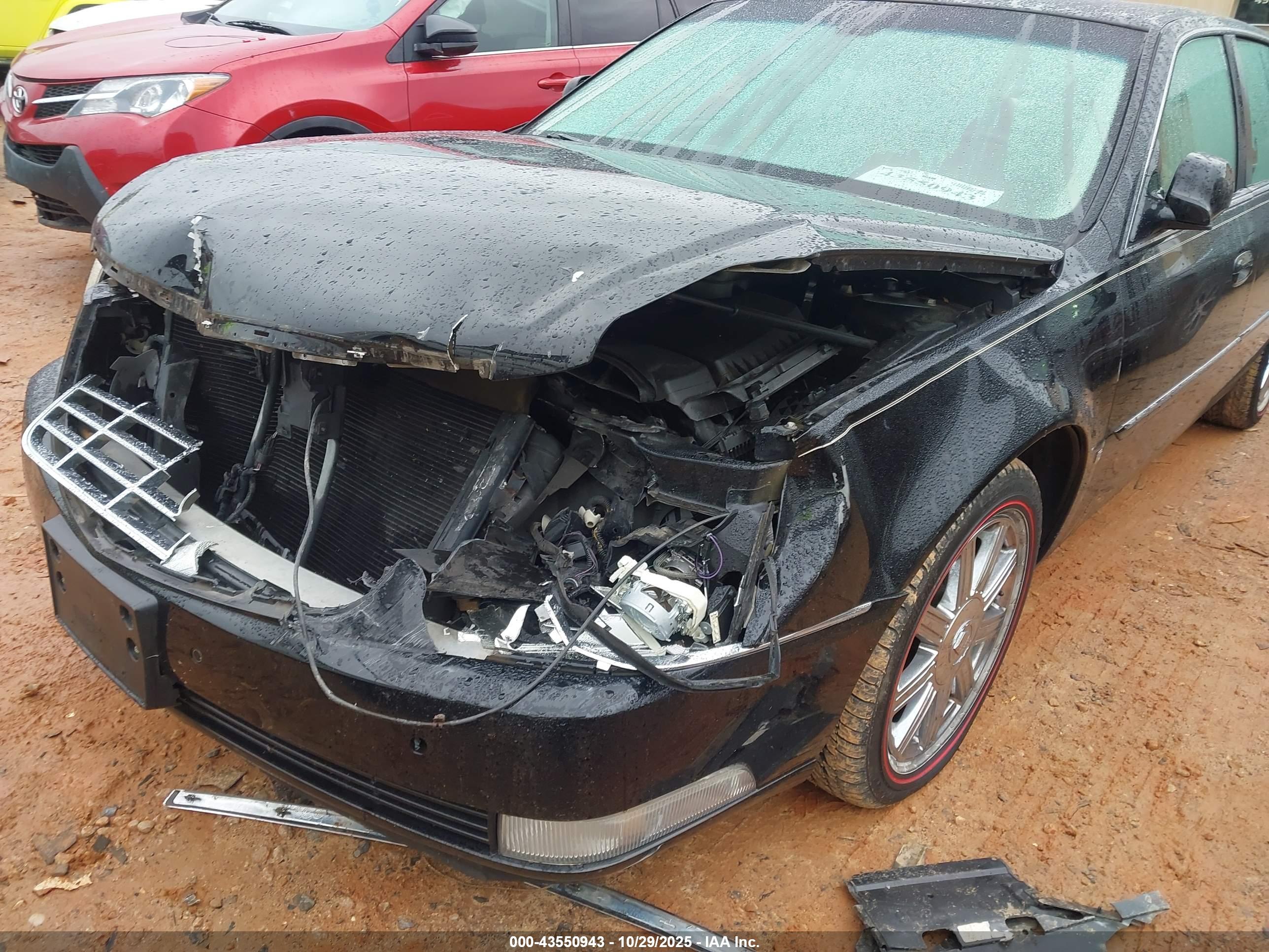 CADILLAC DTS image 6