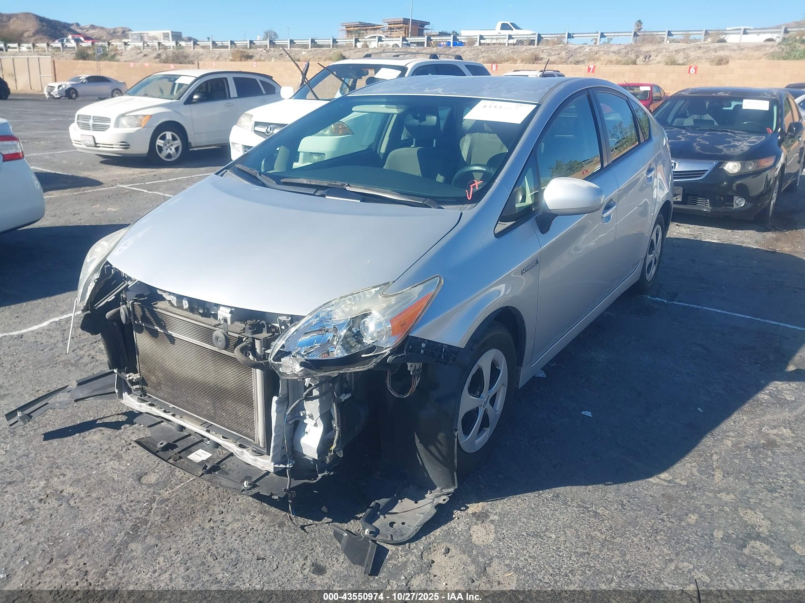TOYOTA PRIUS image 2