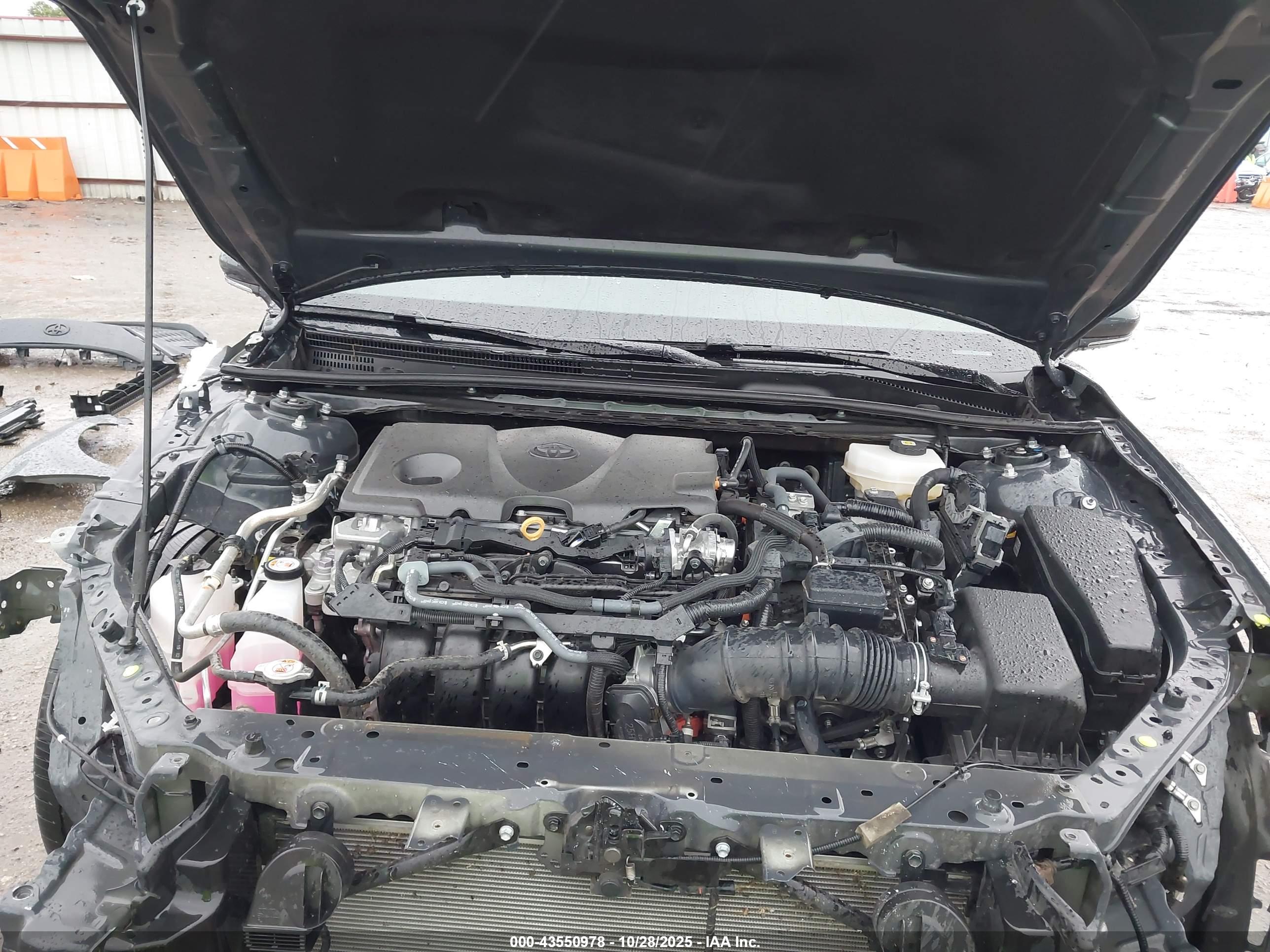 TOYOTA CAMRY image 10