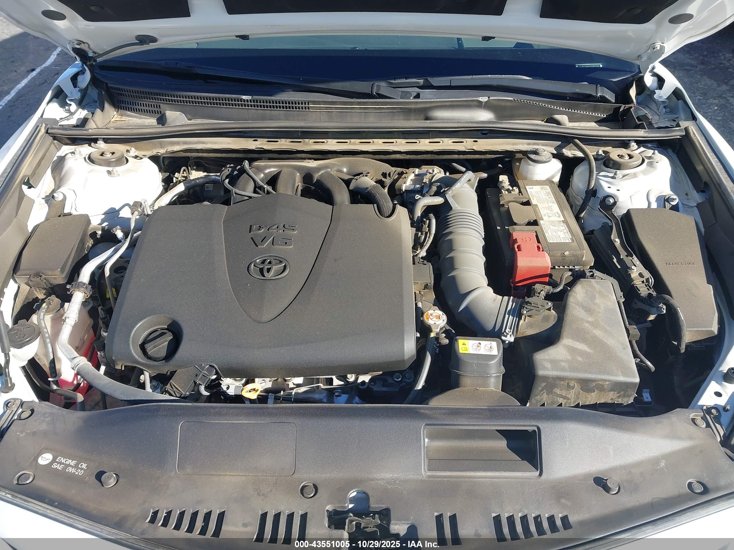 TOYOTA CAMRY image 10