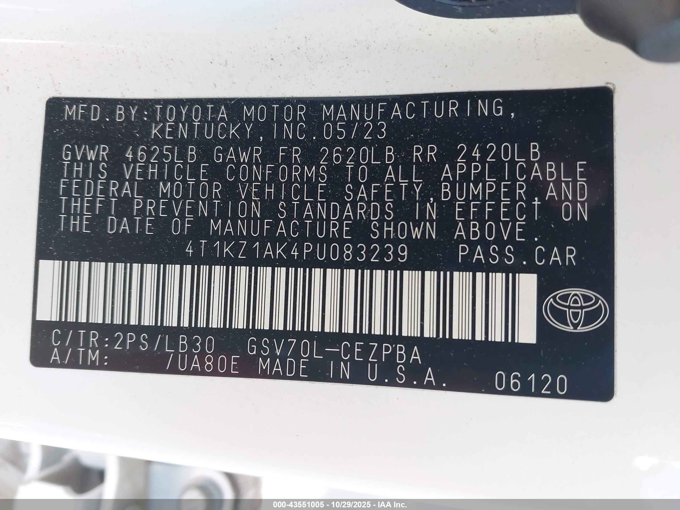 TOYOTA CAMRY image 9
