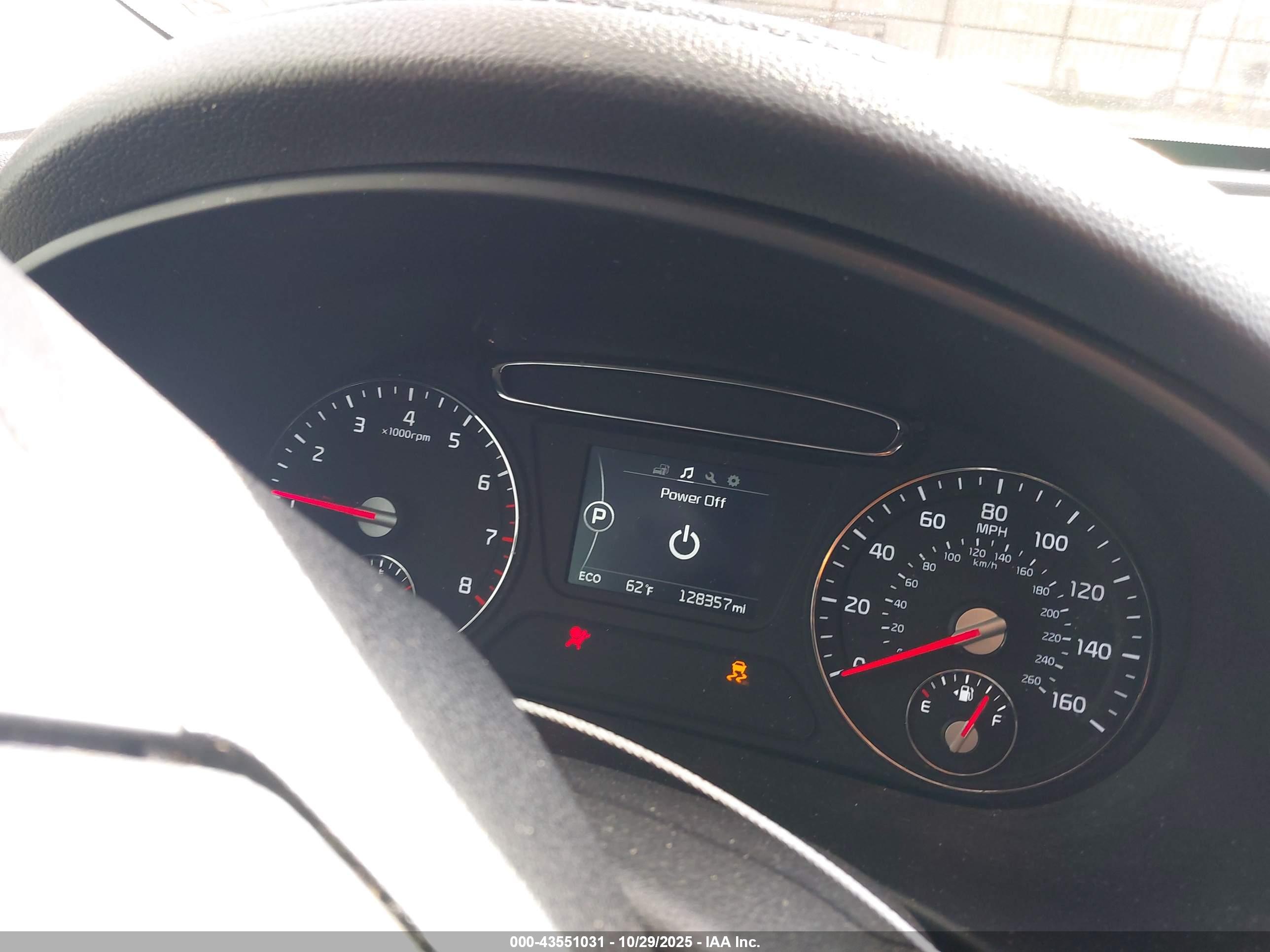 KIA SORENTO image 7
