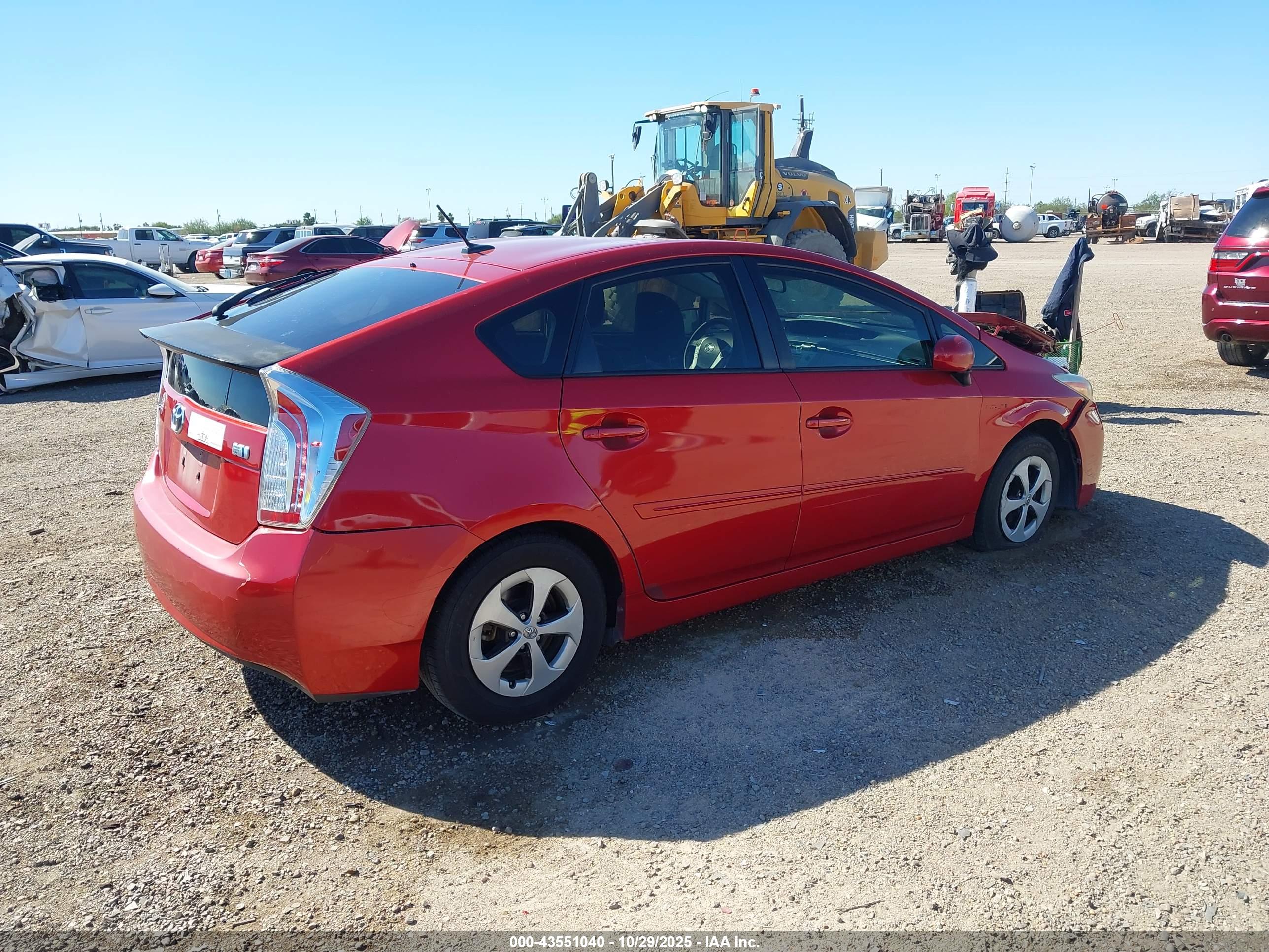 TOYOTA PRIUS image 4