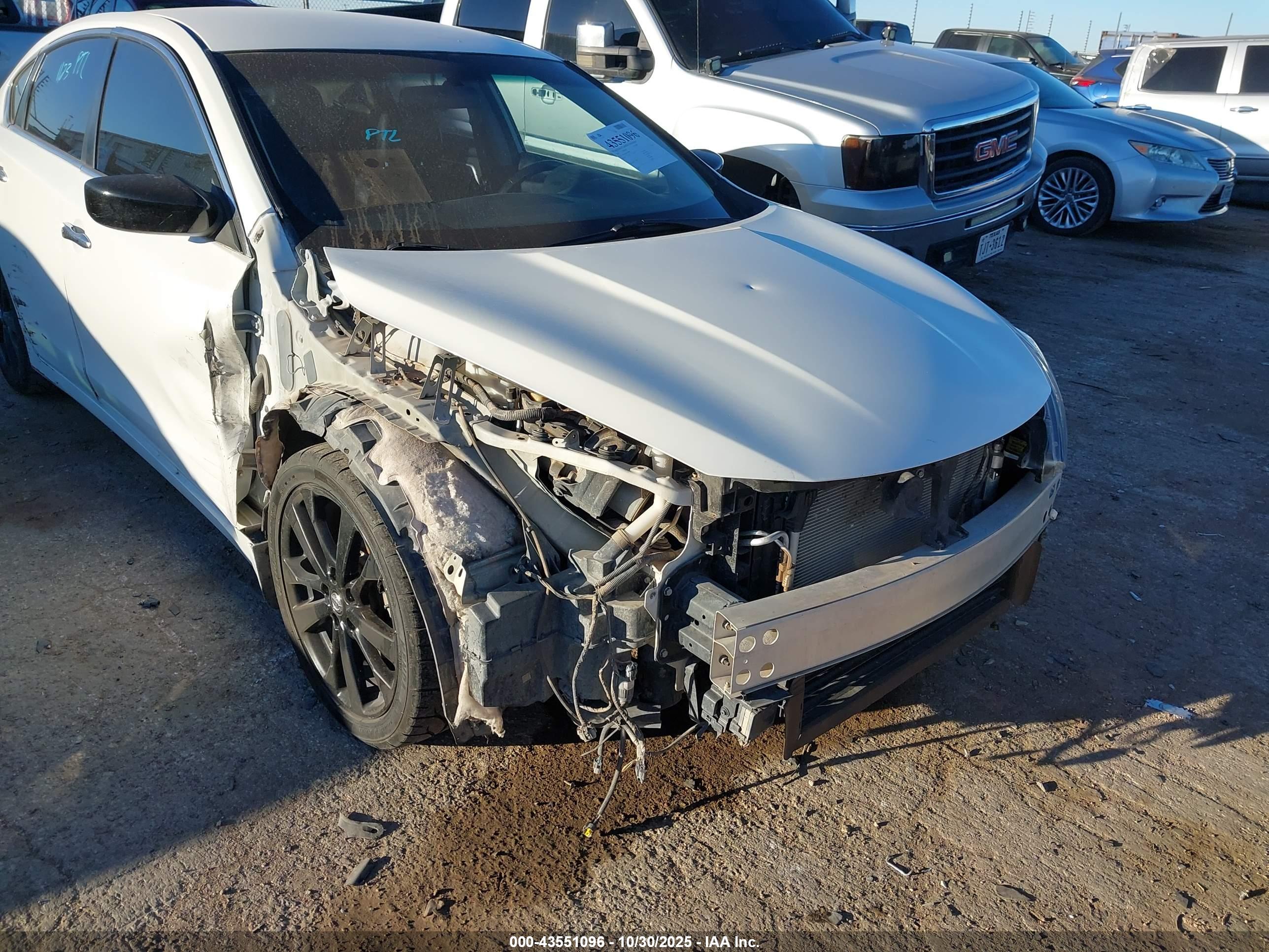 NISSAN ALTIMA image 6