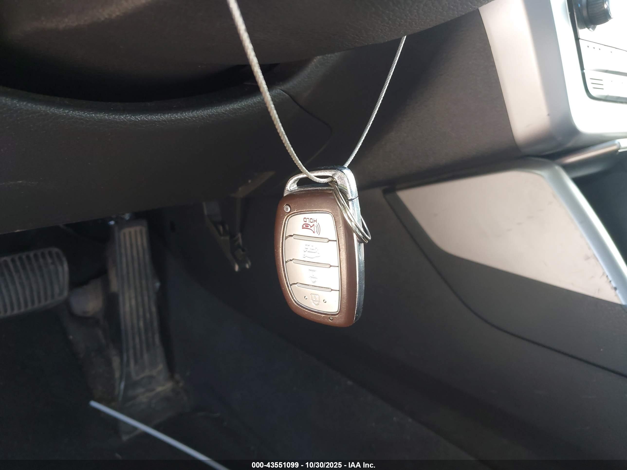 HYUNDAI SONATA image 11