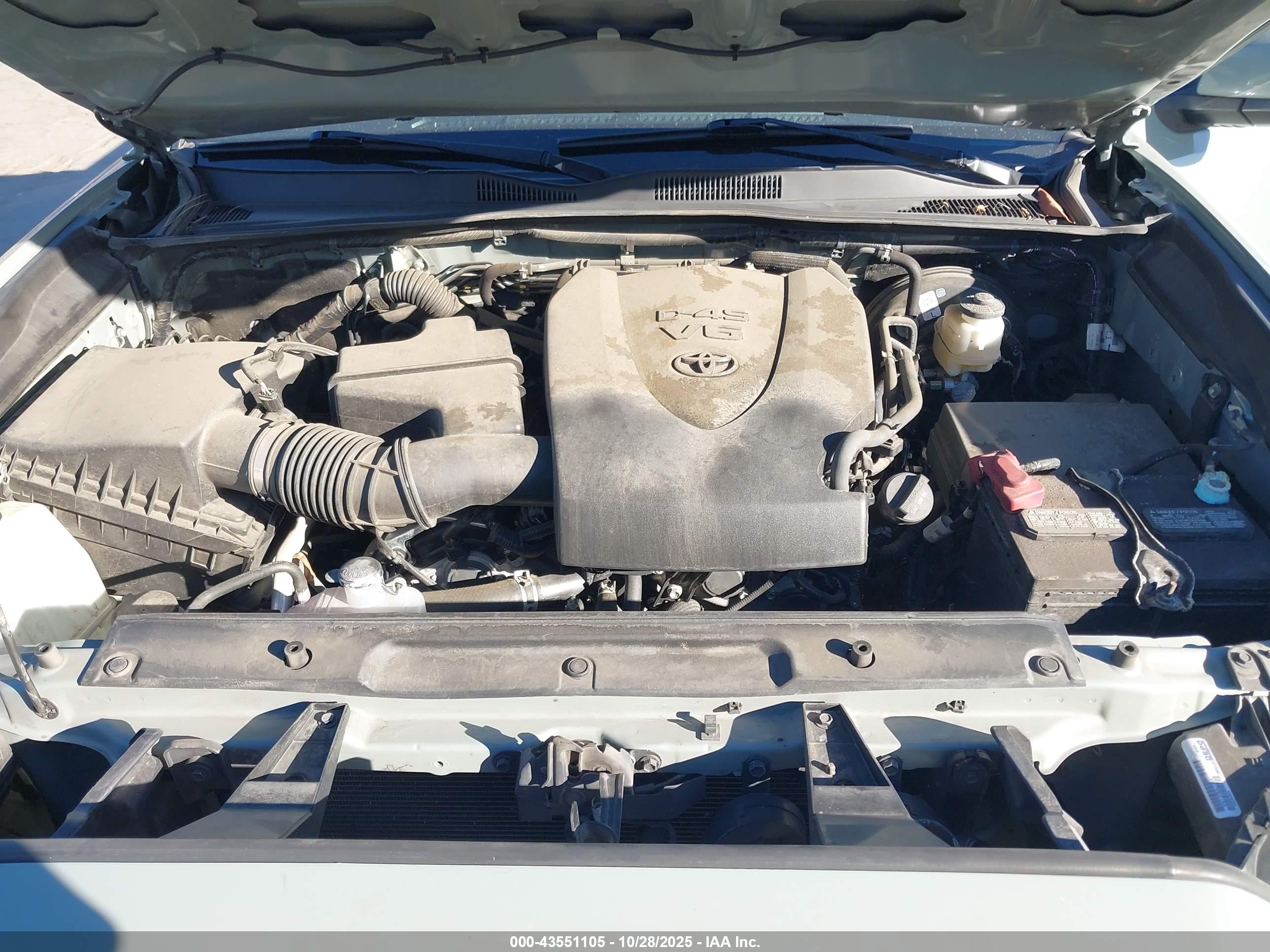 TOYOTA TACOMA image 10