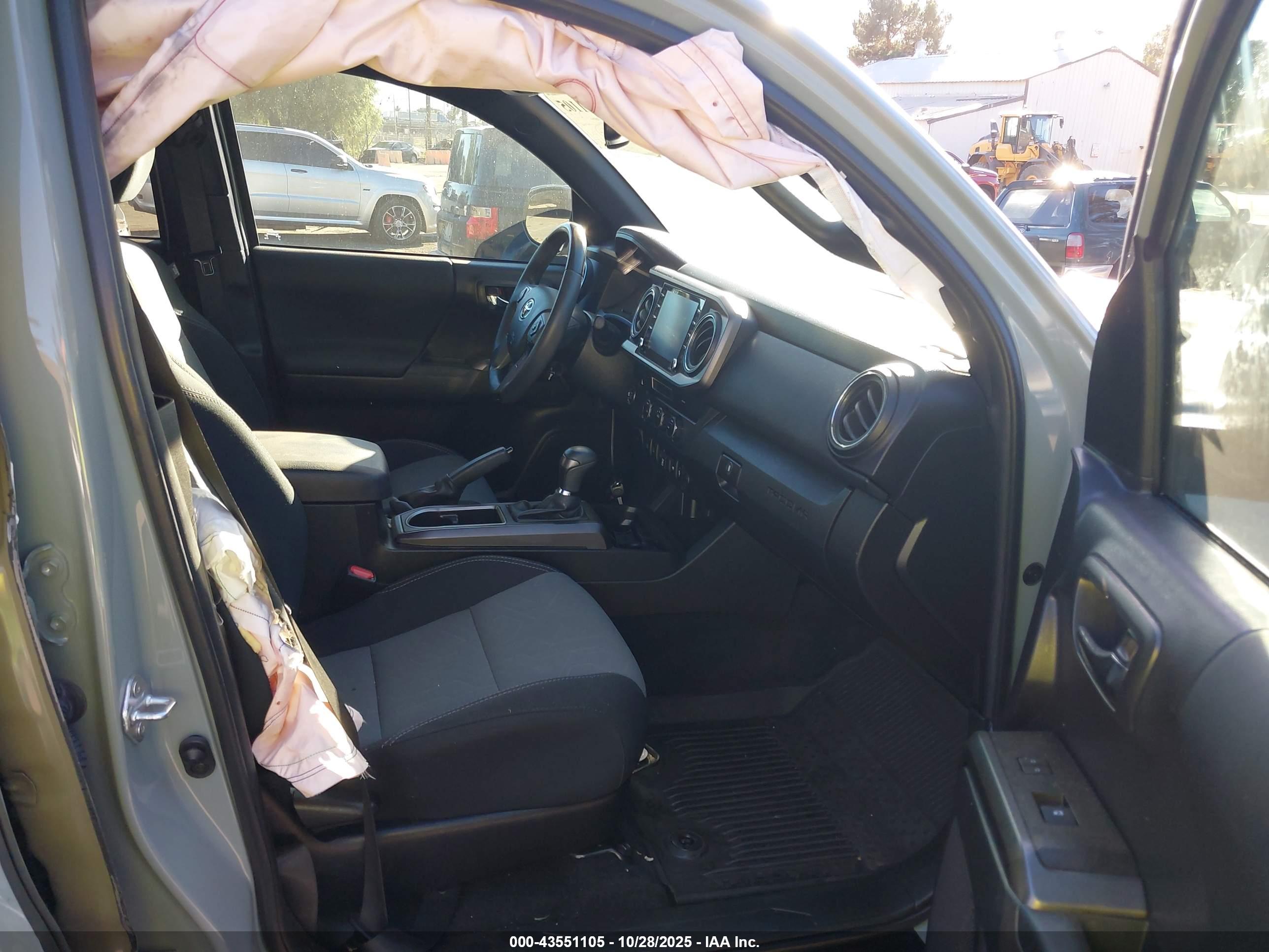 TOYOTA TACOMA image 5
