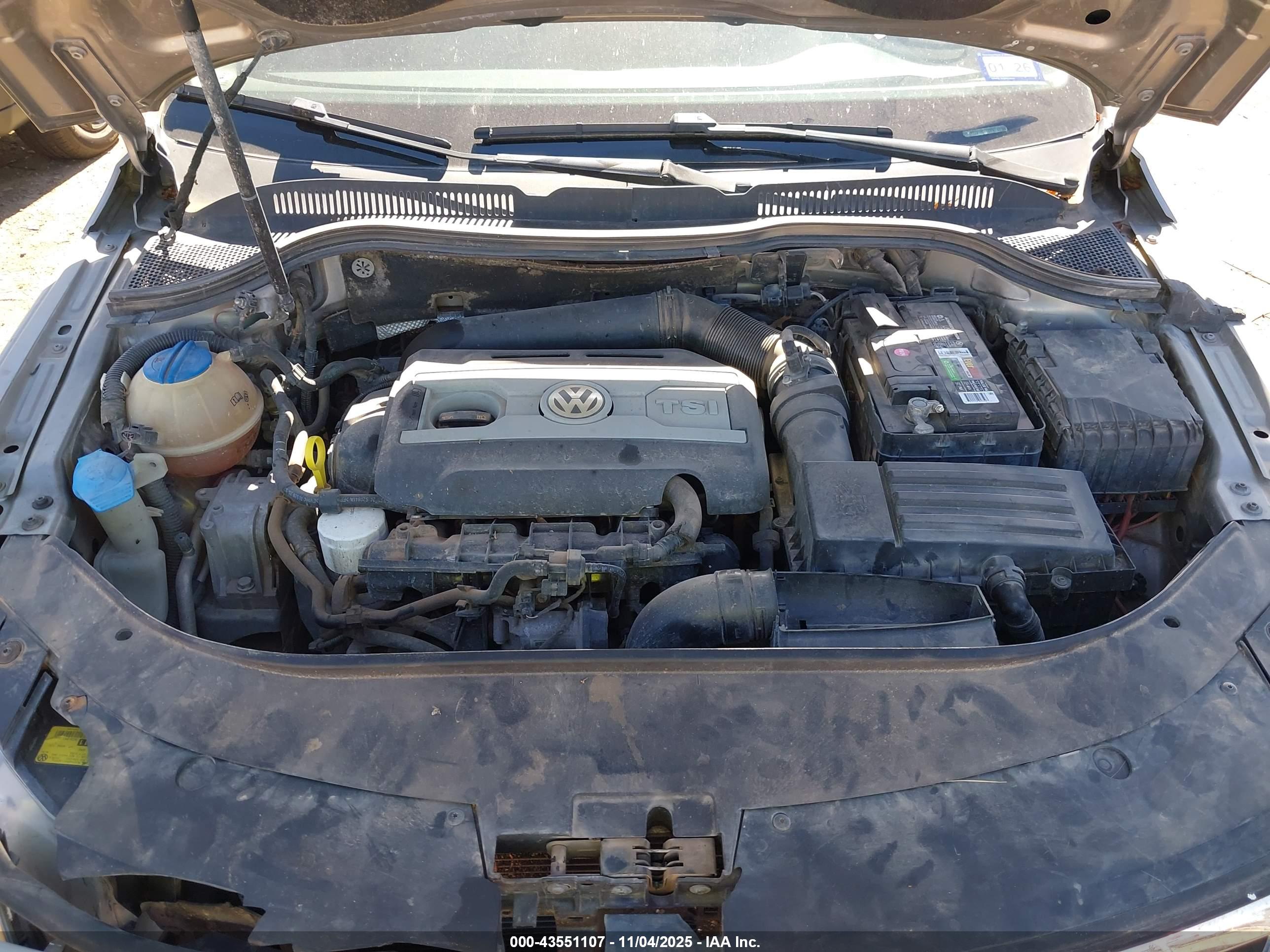 VOLKSWAGEN CC image 10
