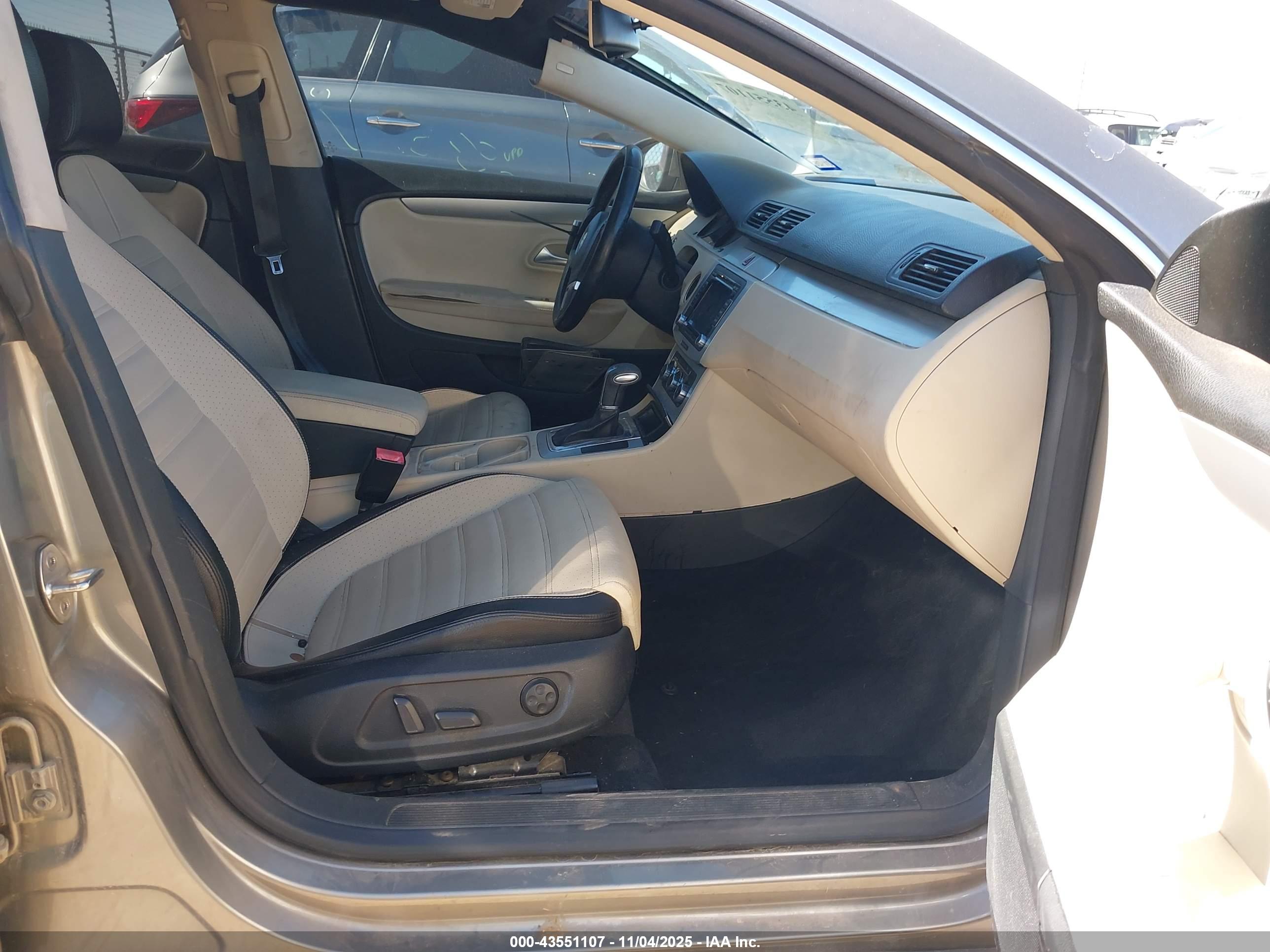 VOLKSWAGEN CC image 5