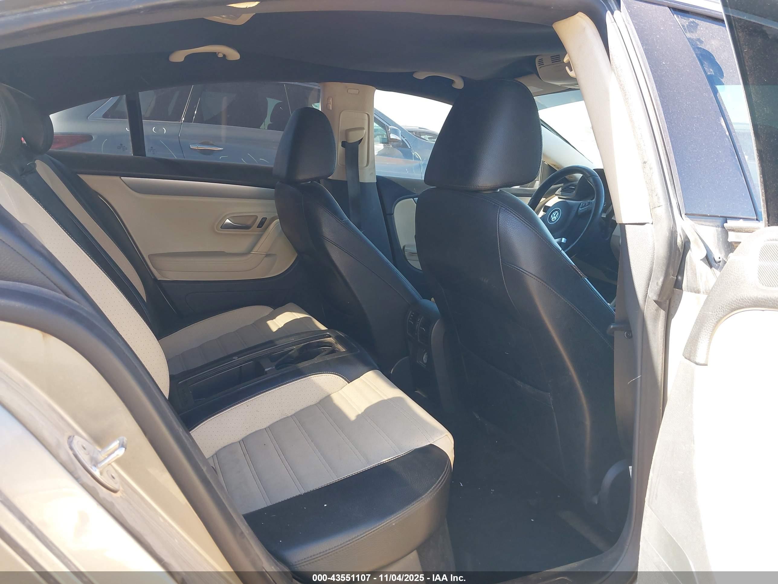 VOLKSWAGEN CC image 8