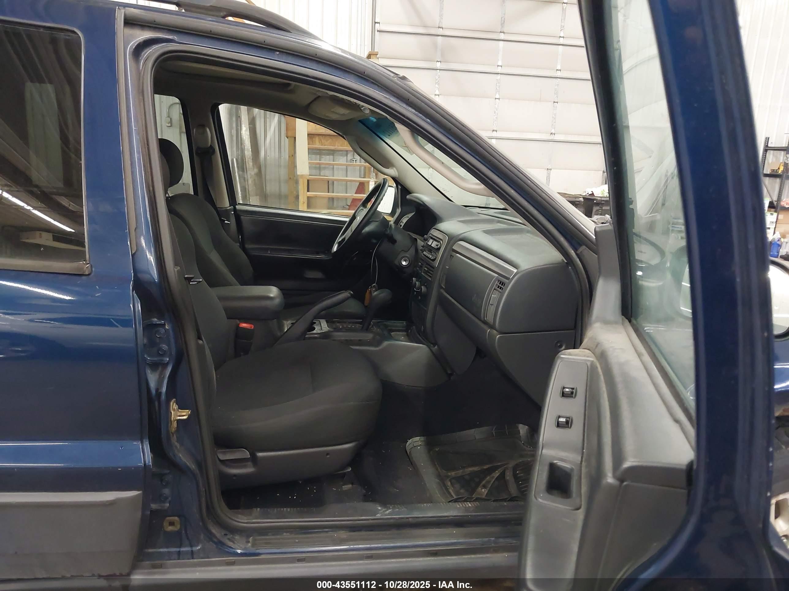 JEEP GRAND image 5