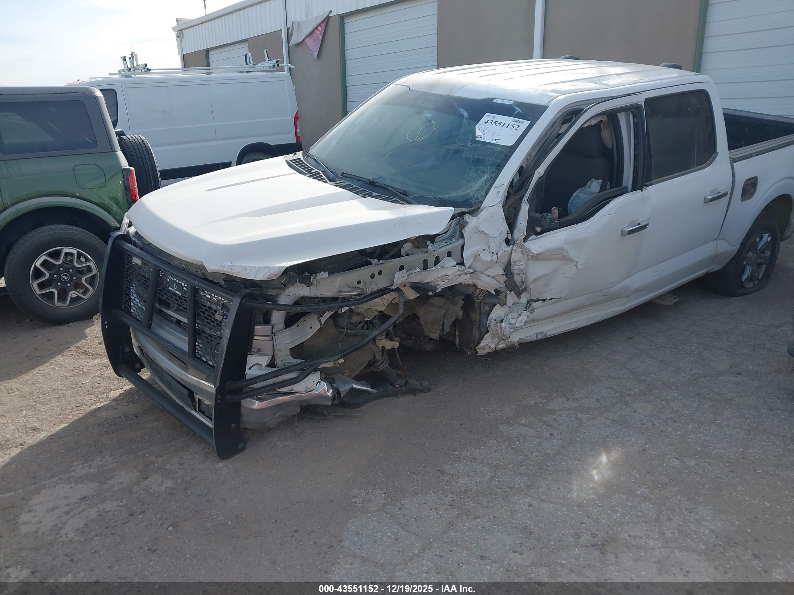 FORD F-150 image 2