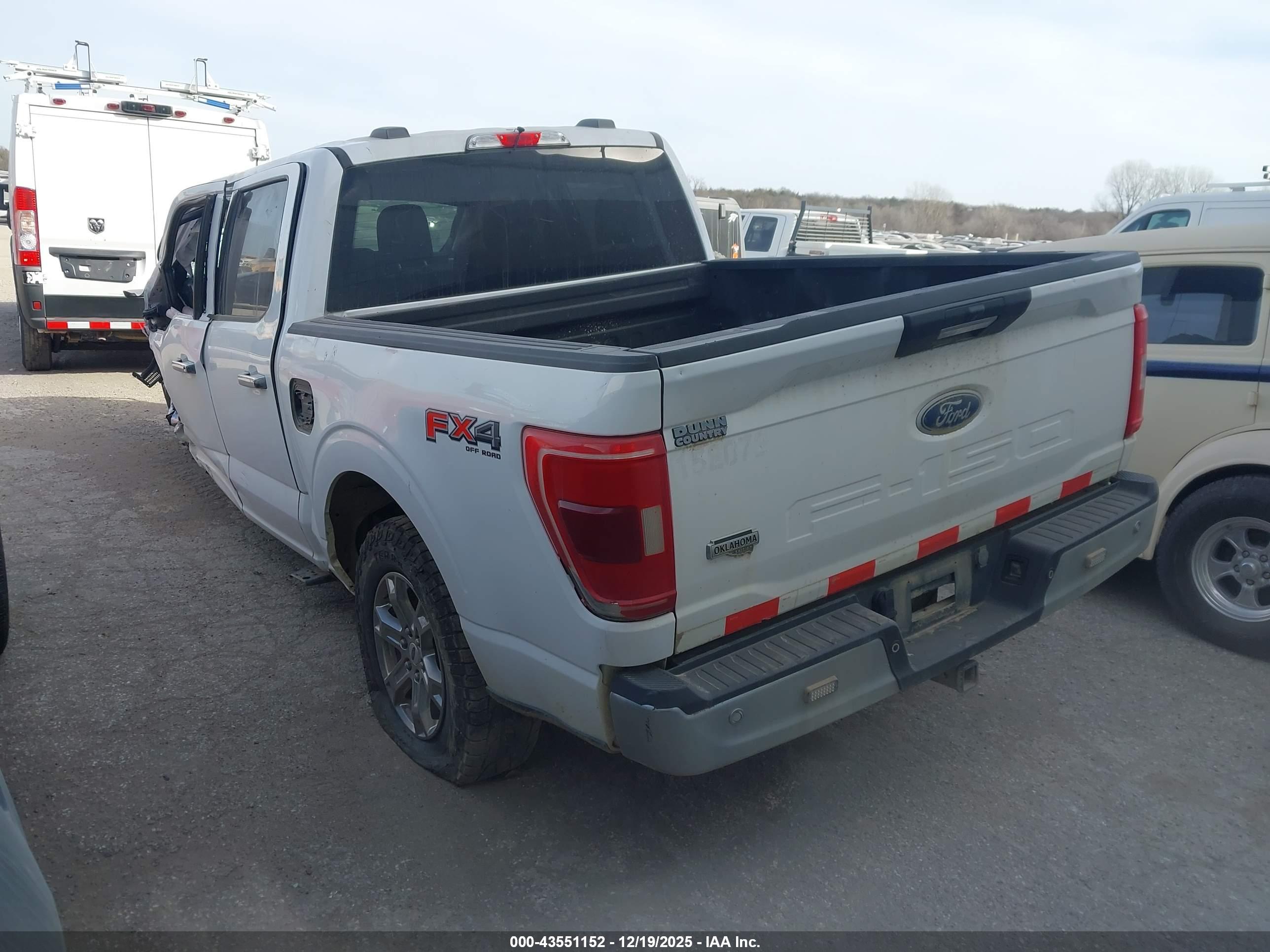 FORD F-150 image 3