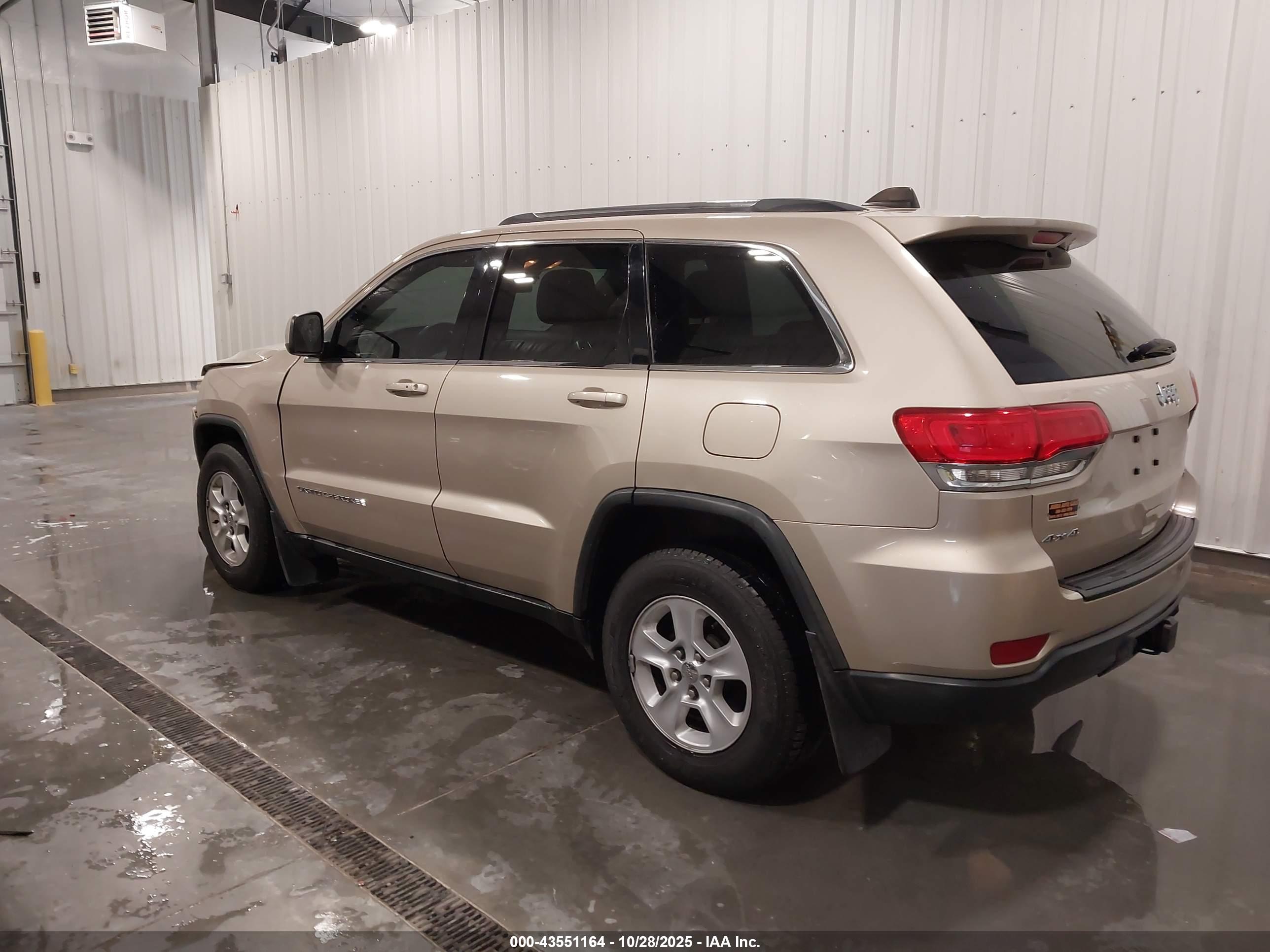 JEEP GRAND image 3