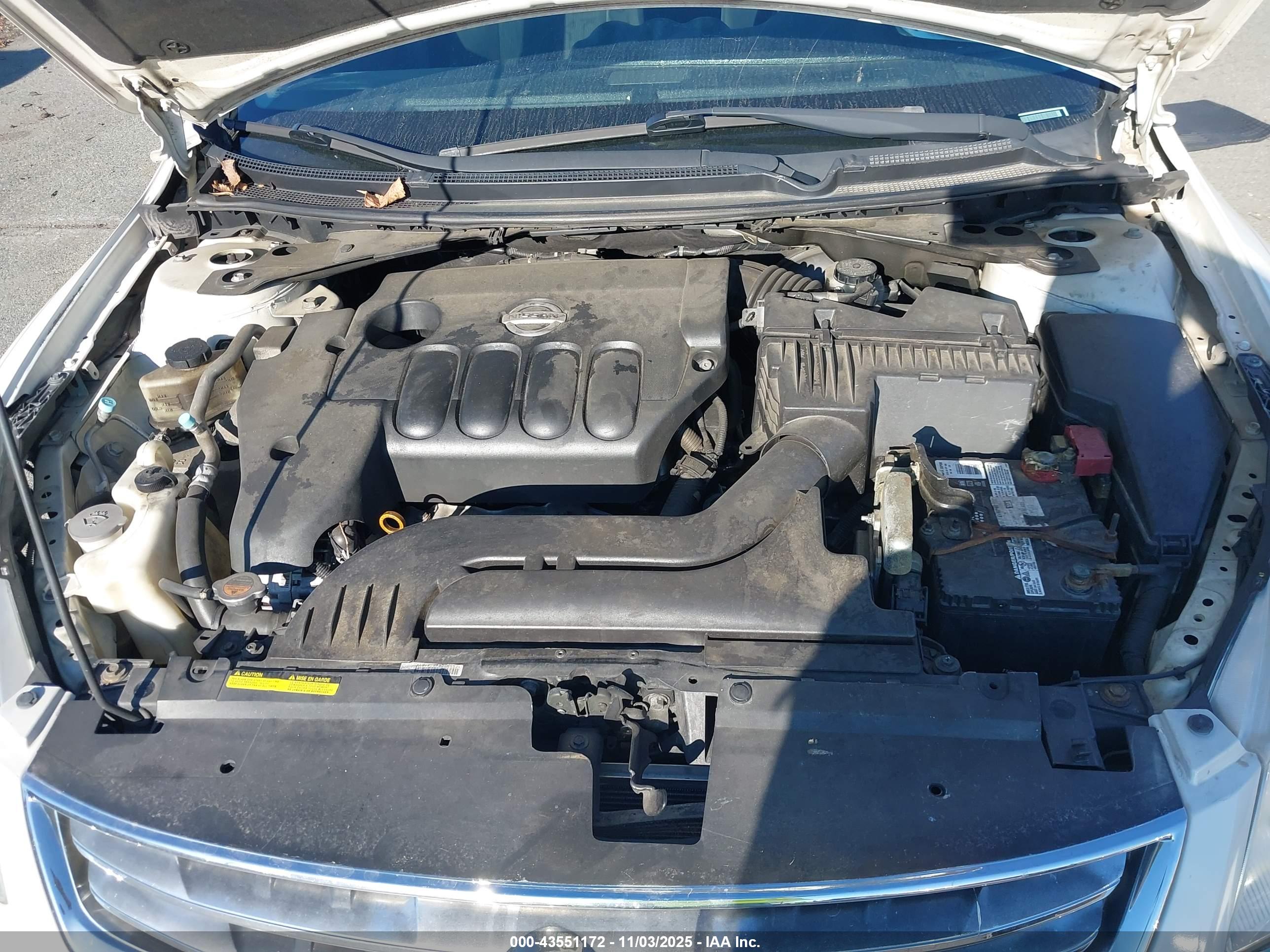 NISSAN ALTIMA image 10