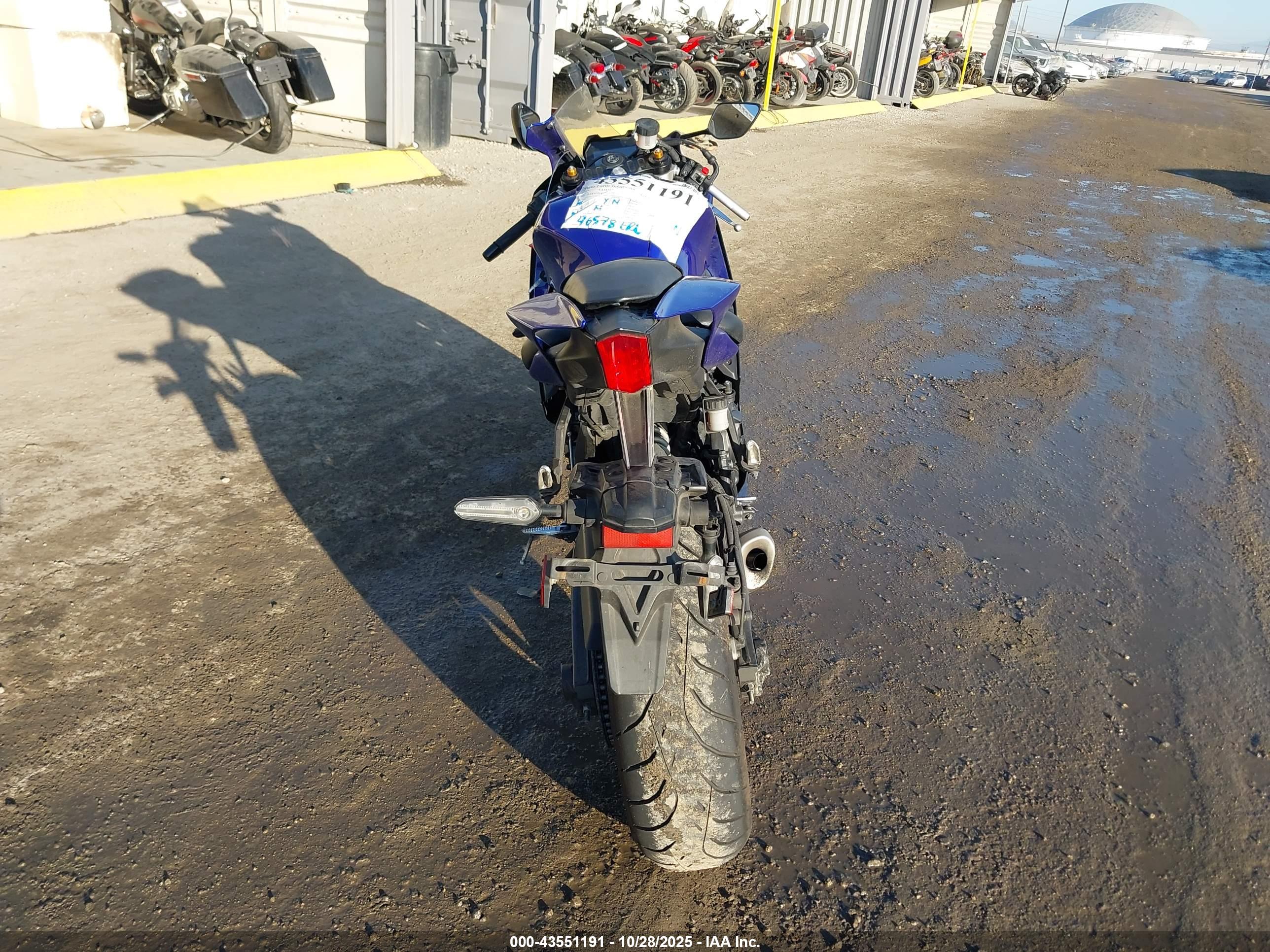 YAMAHA YZFR7 image 6