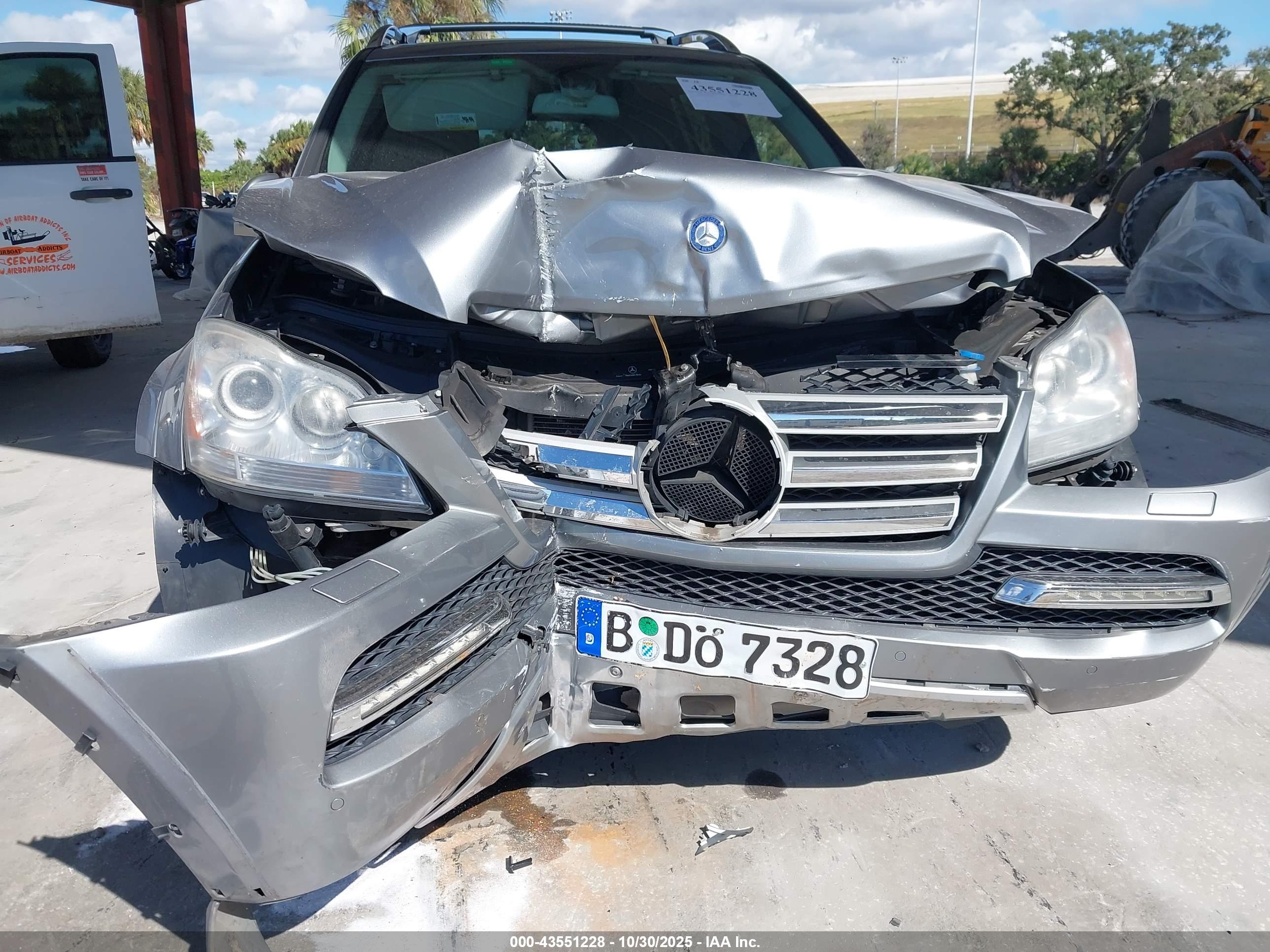 MERCEDES-BENZ GL image 6