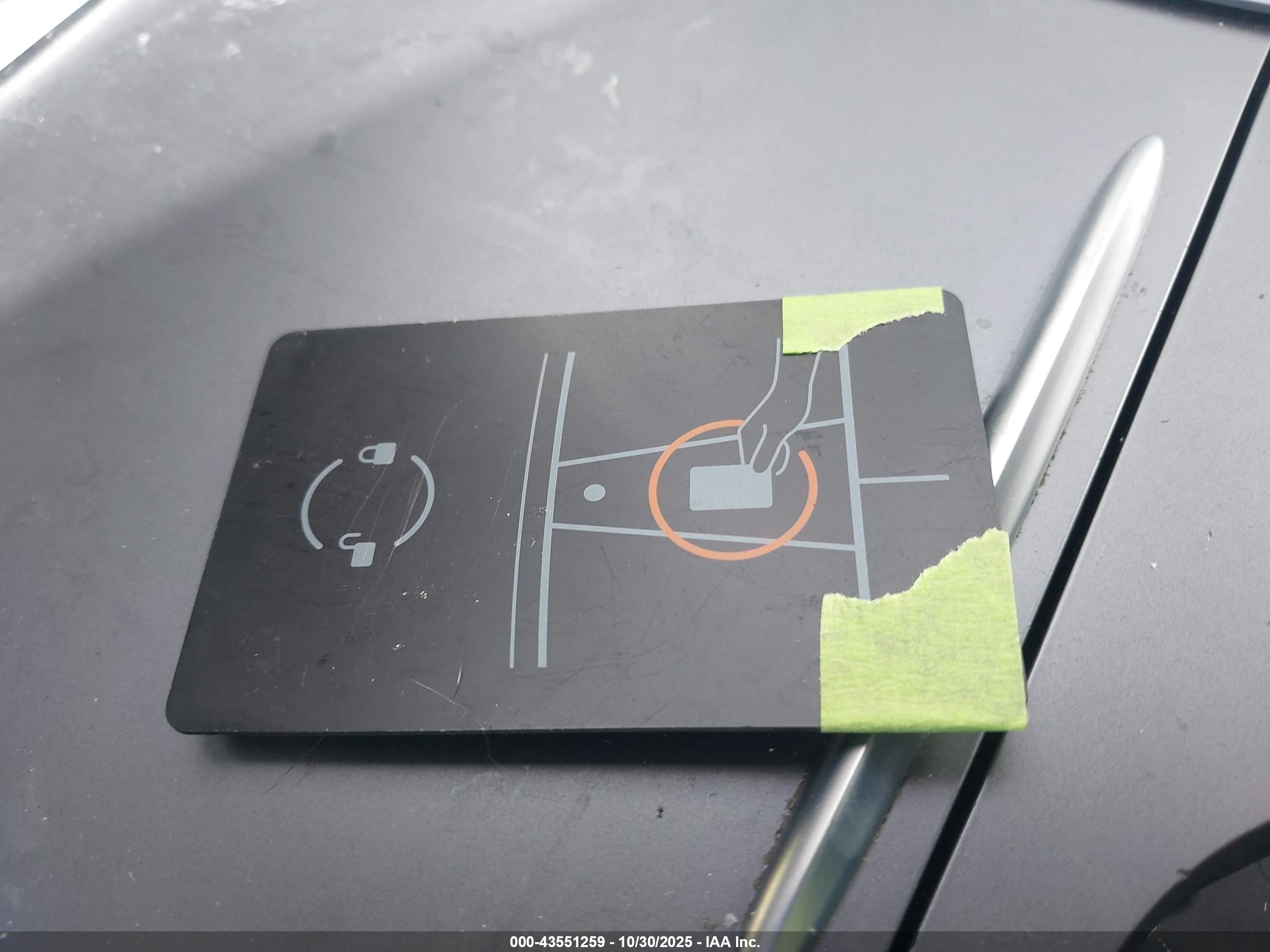 TESLA MODEL image 11