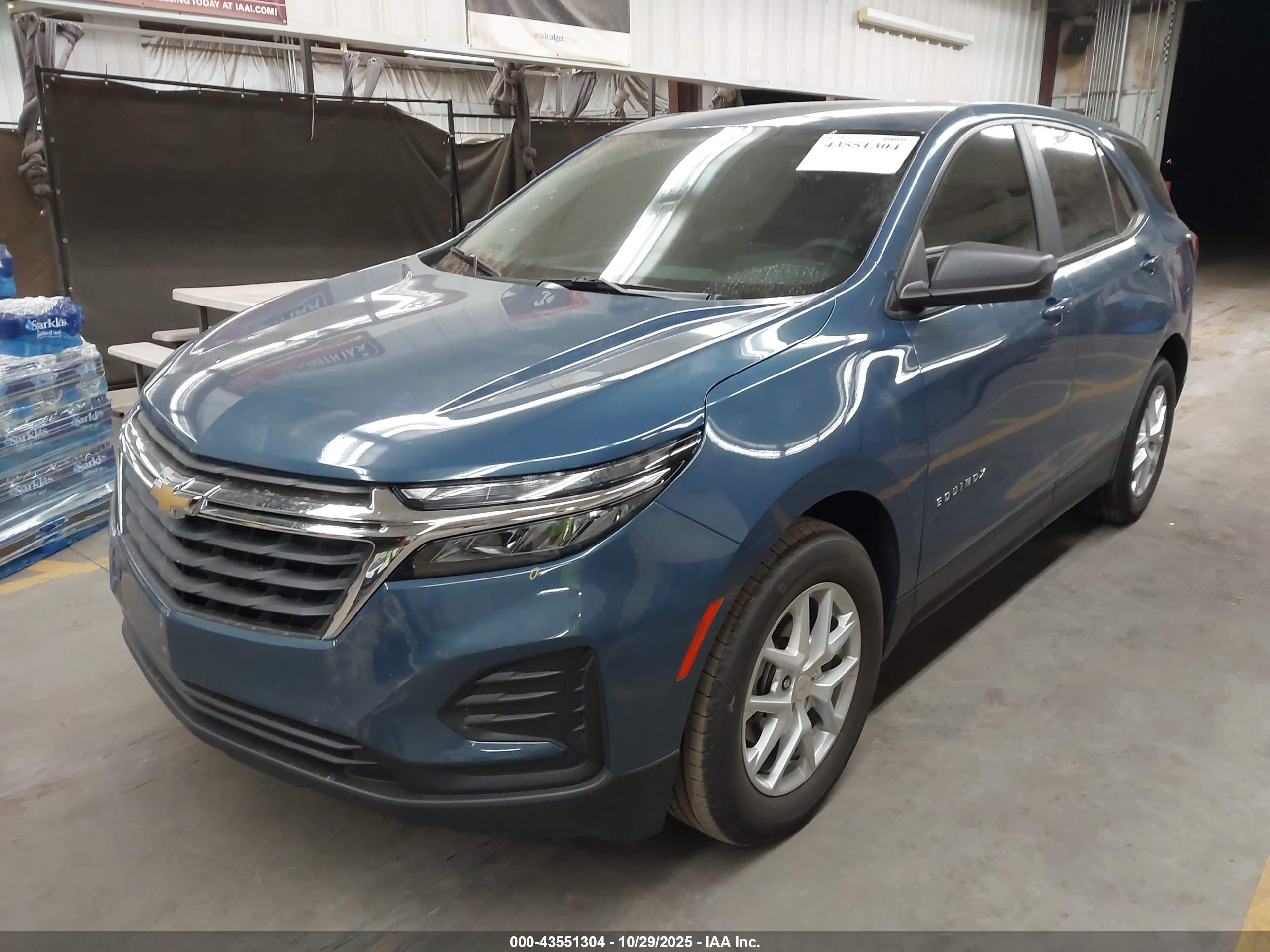 CHEVROLET EQUINOX image 6