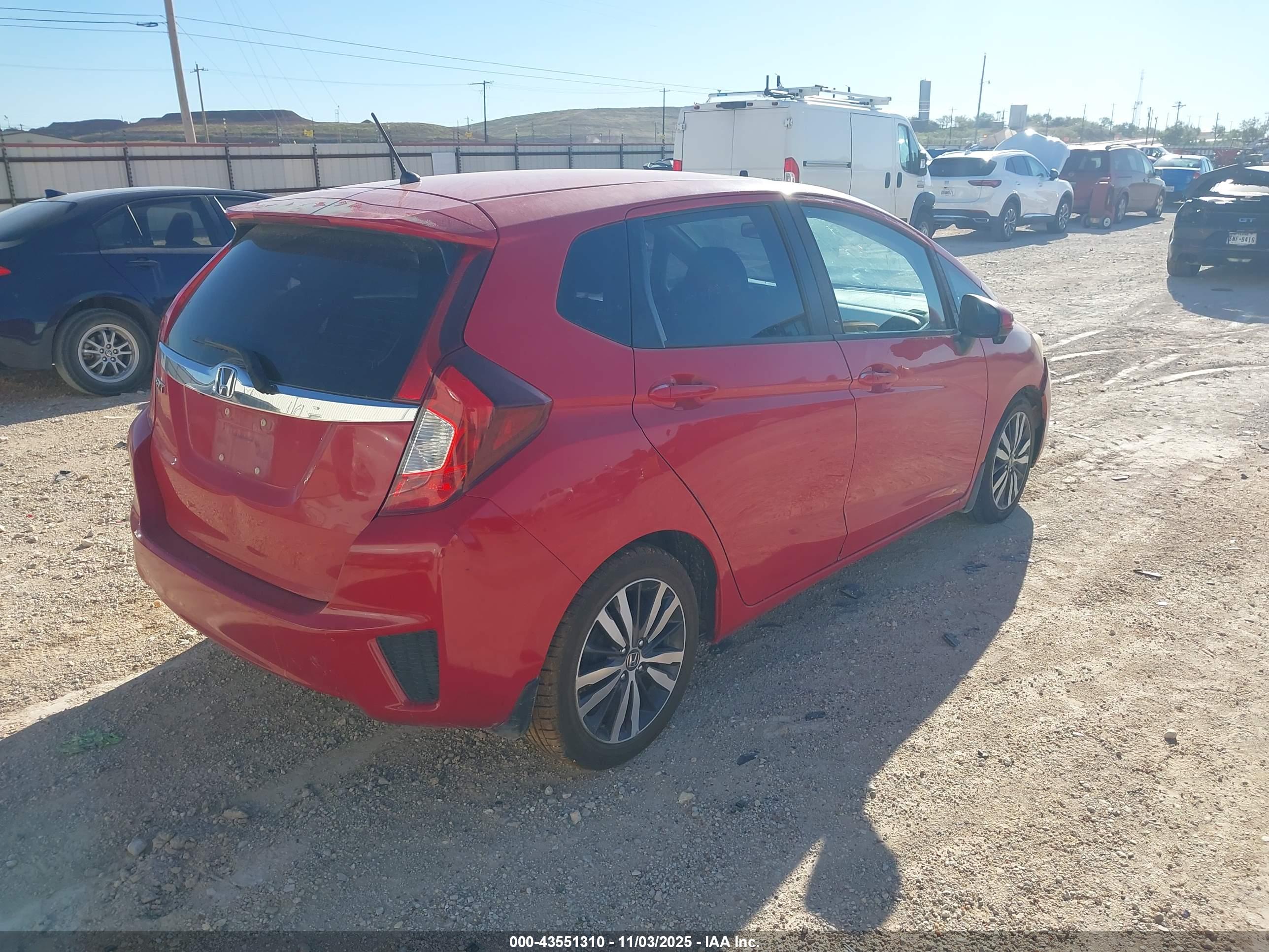 HONDA FIT image 4