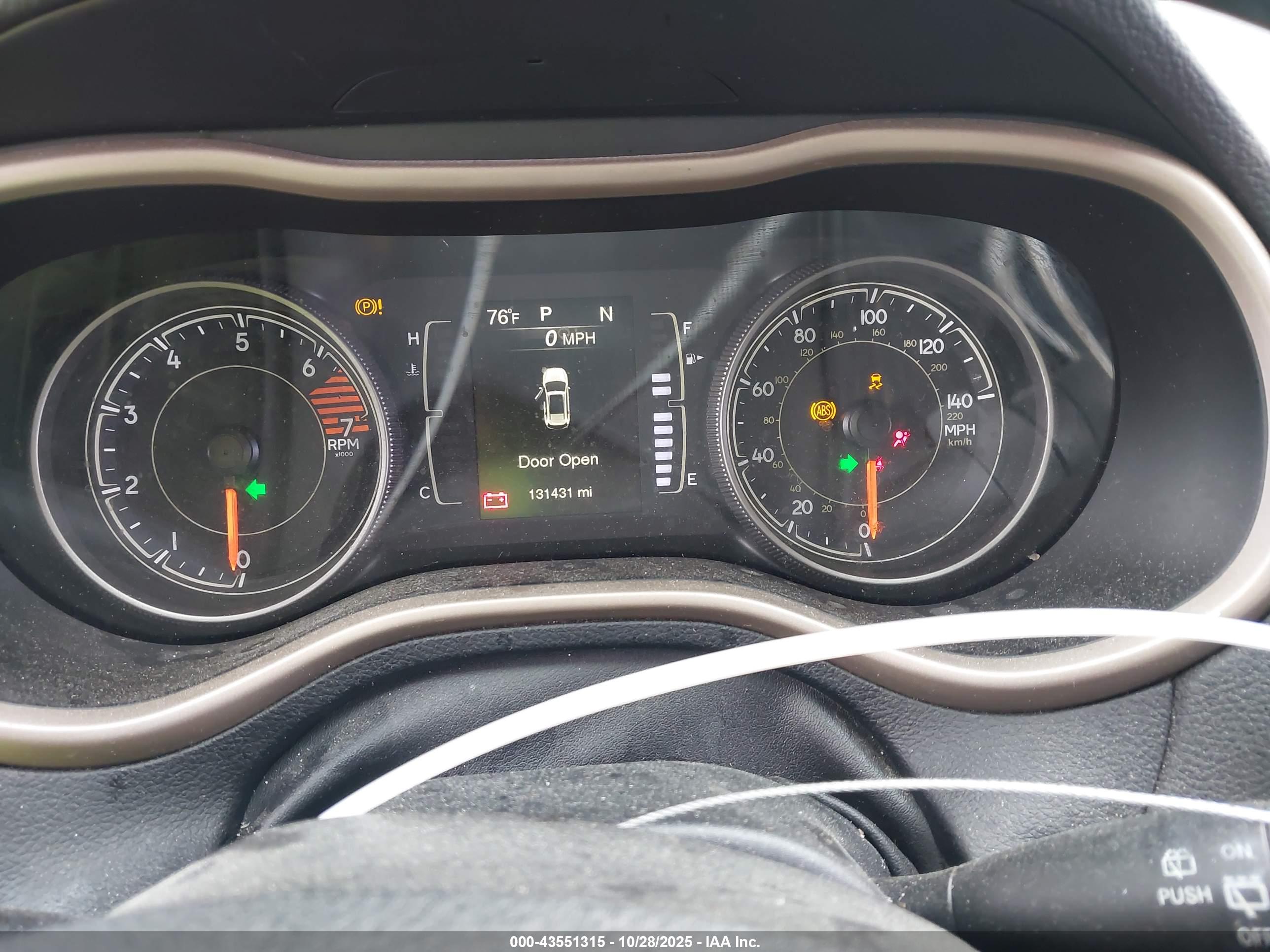 JEEP CHEROKEE image 7