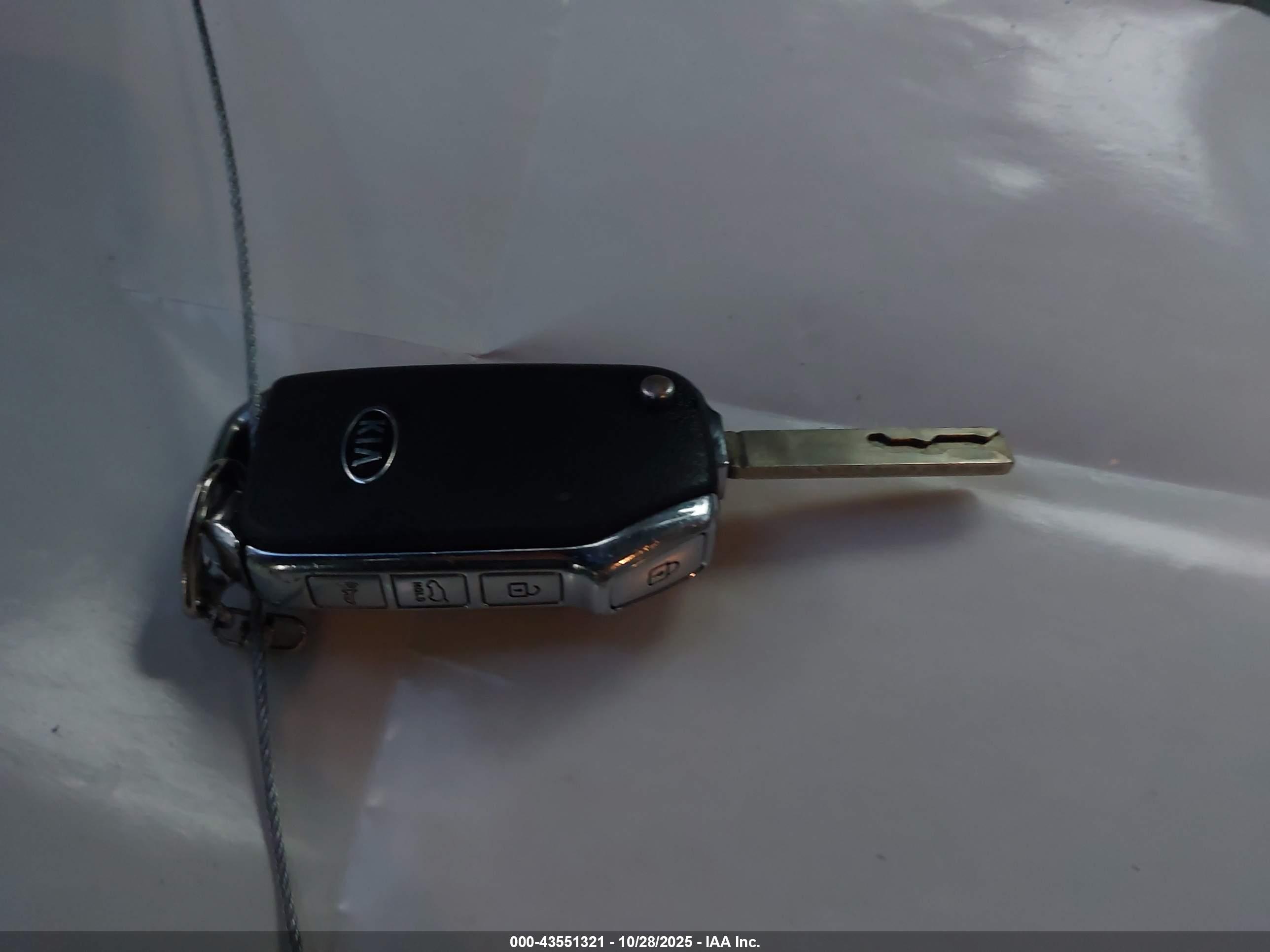 KIA SOUL image 11